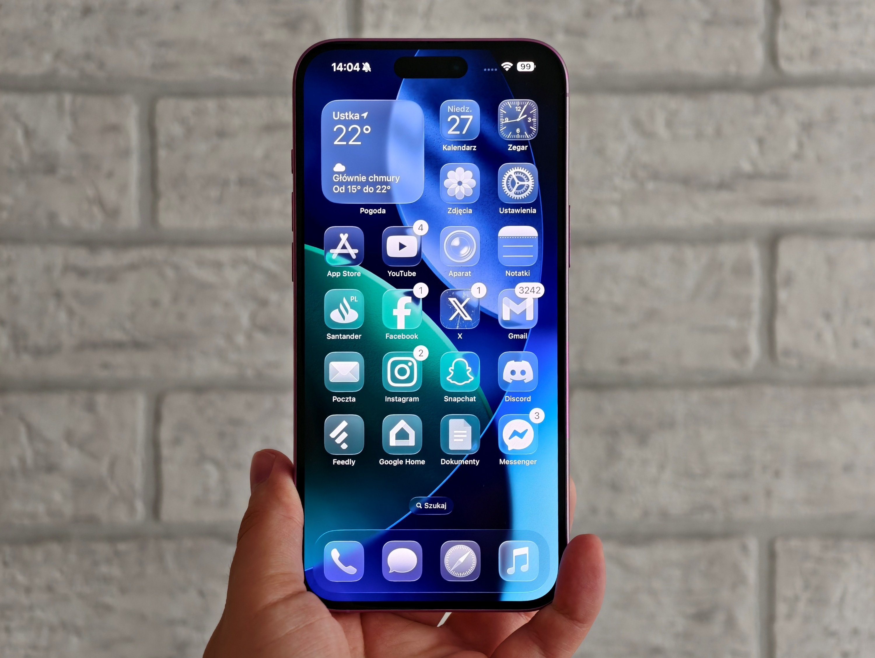 ios 26 public beta liquid glass
