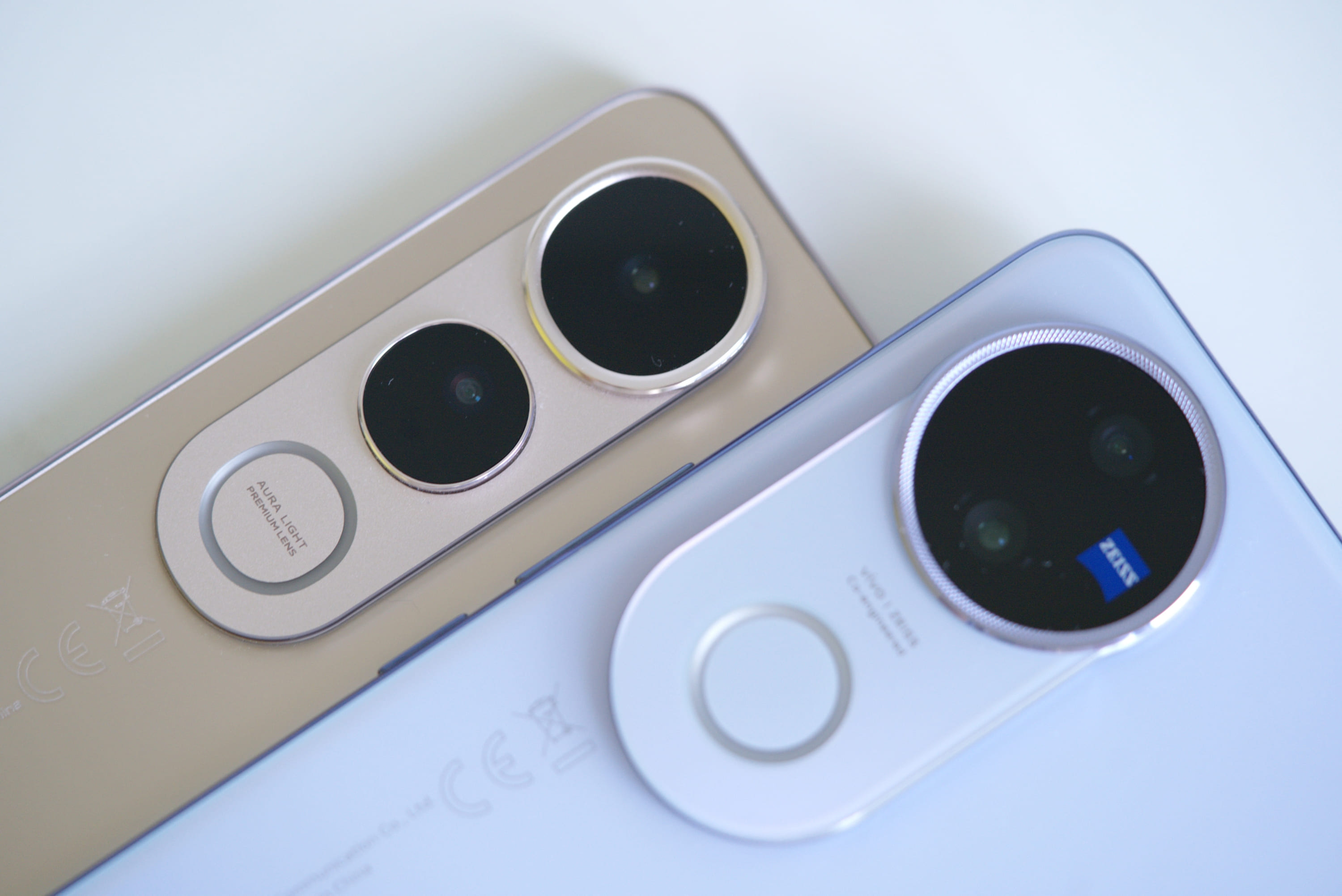 Vivo V50 vs Vivo V50 Lite