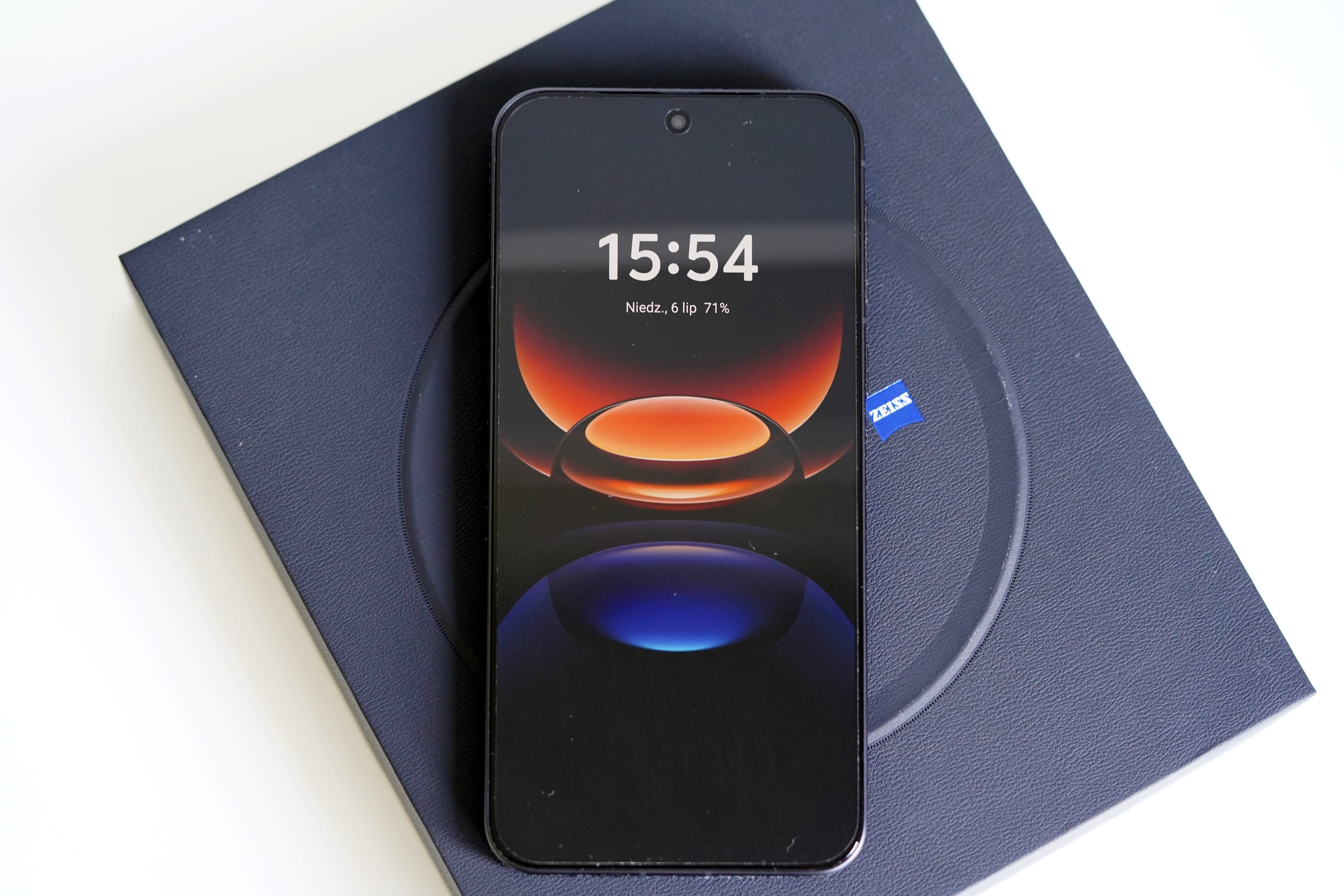 Vivo X200 FE