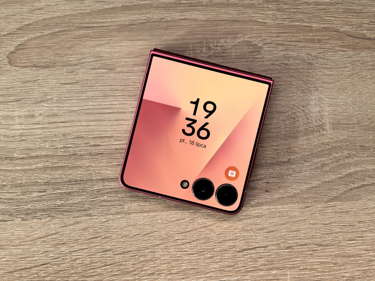 Samsung Galaxy Z Flip 7