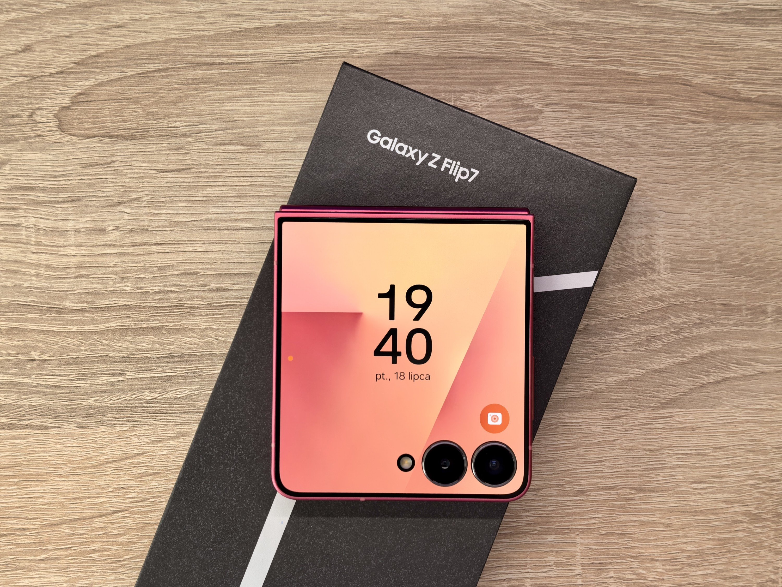 Samsung Galaxy Z Flip 7