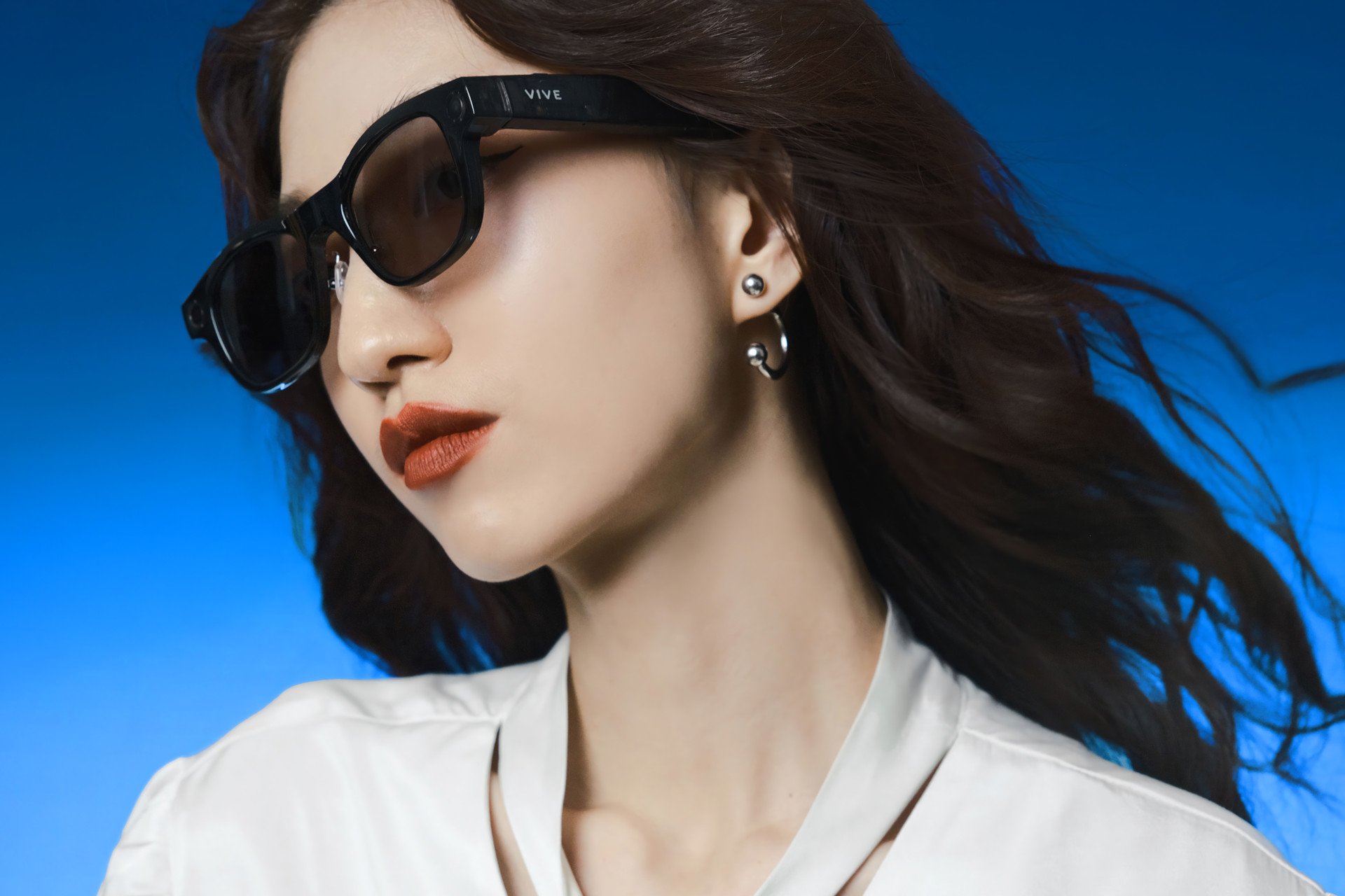 inteligentne okulary HTC Vive Eagle AI