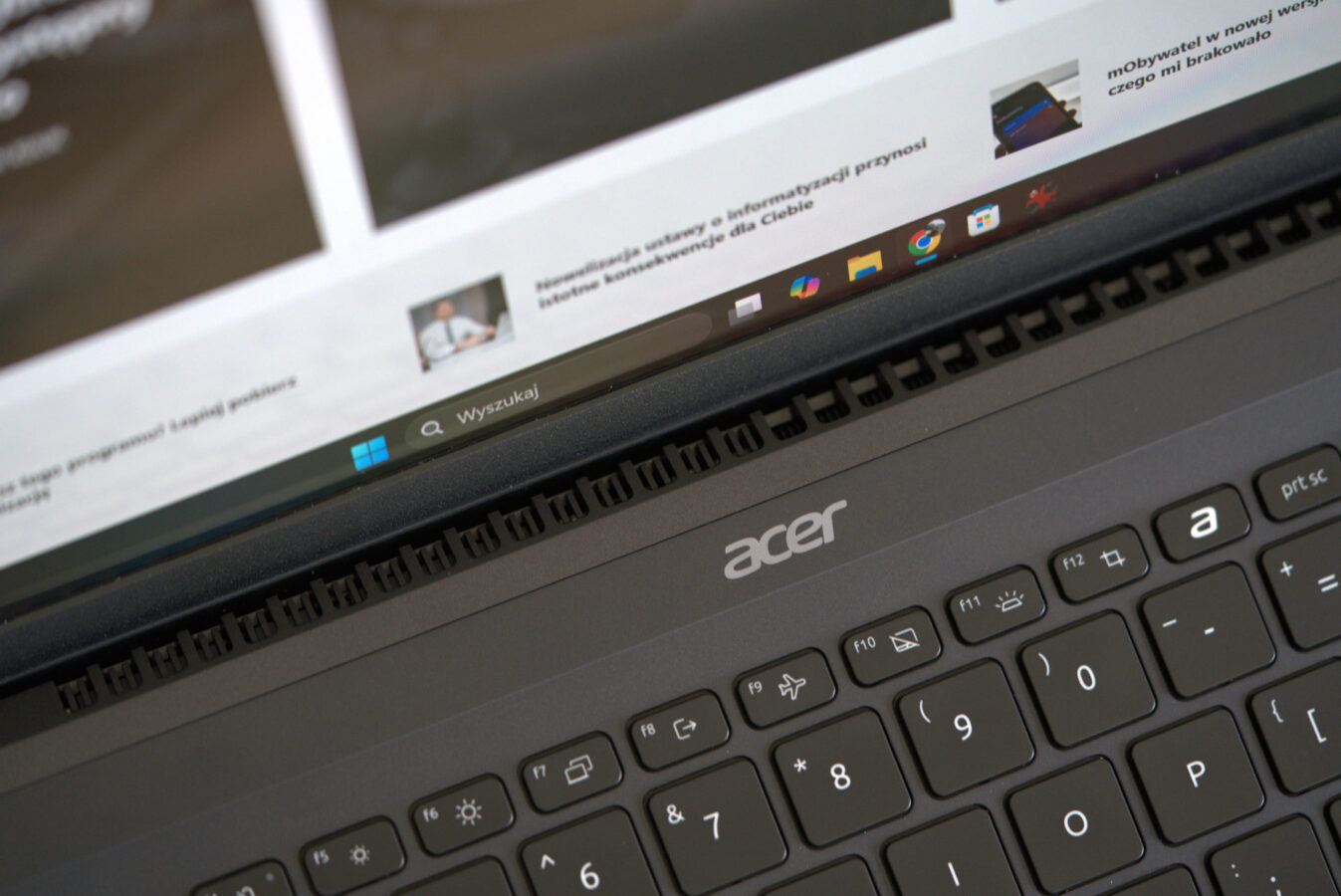 Acer Swift 16 AI (SF16-51)