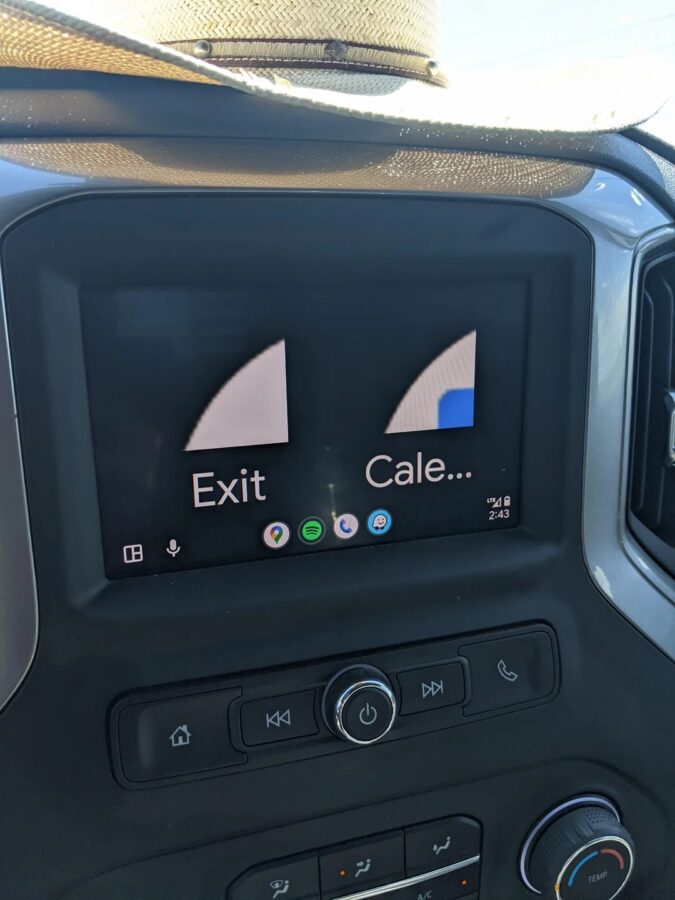 Android Auto błąd wielkie ikony