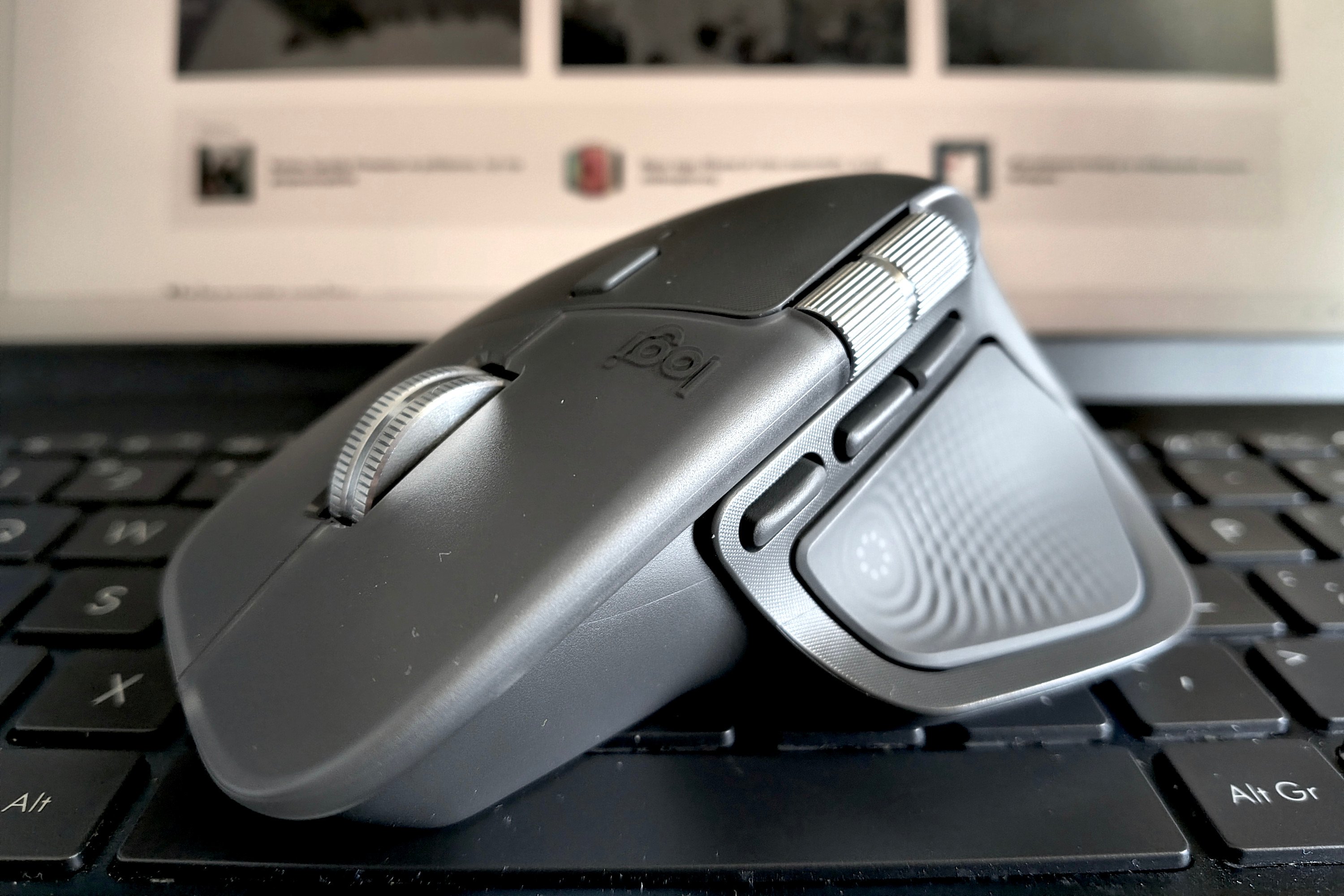 Logitech MX Master 4