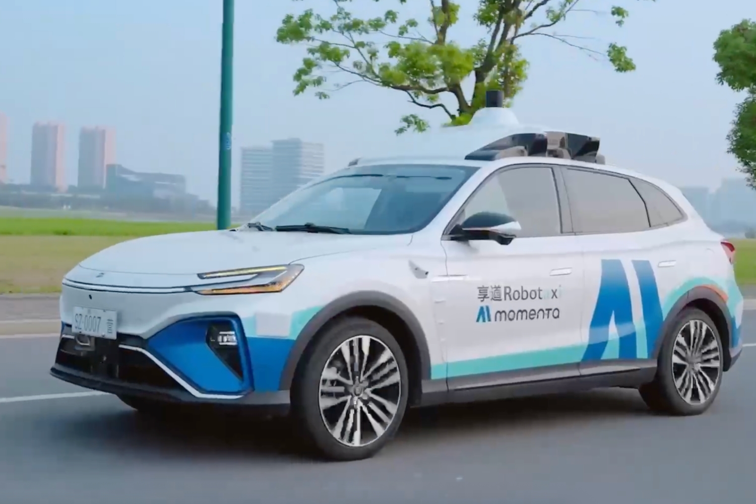 Momenta robotaxi
