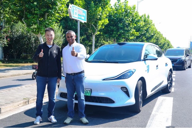 Momenta robotaxi