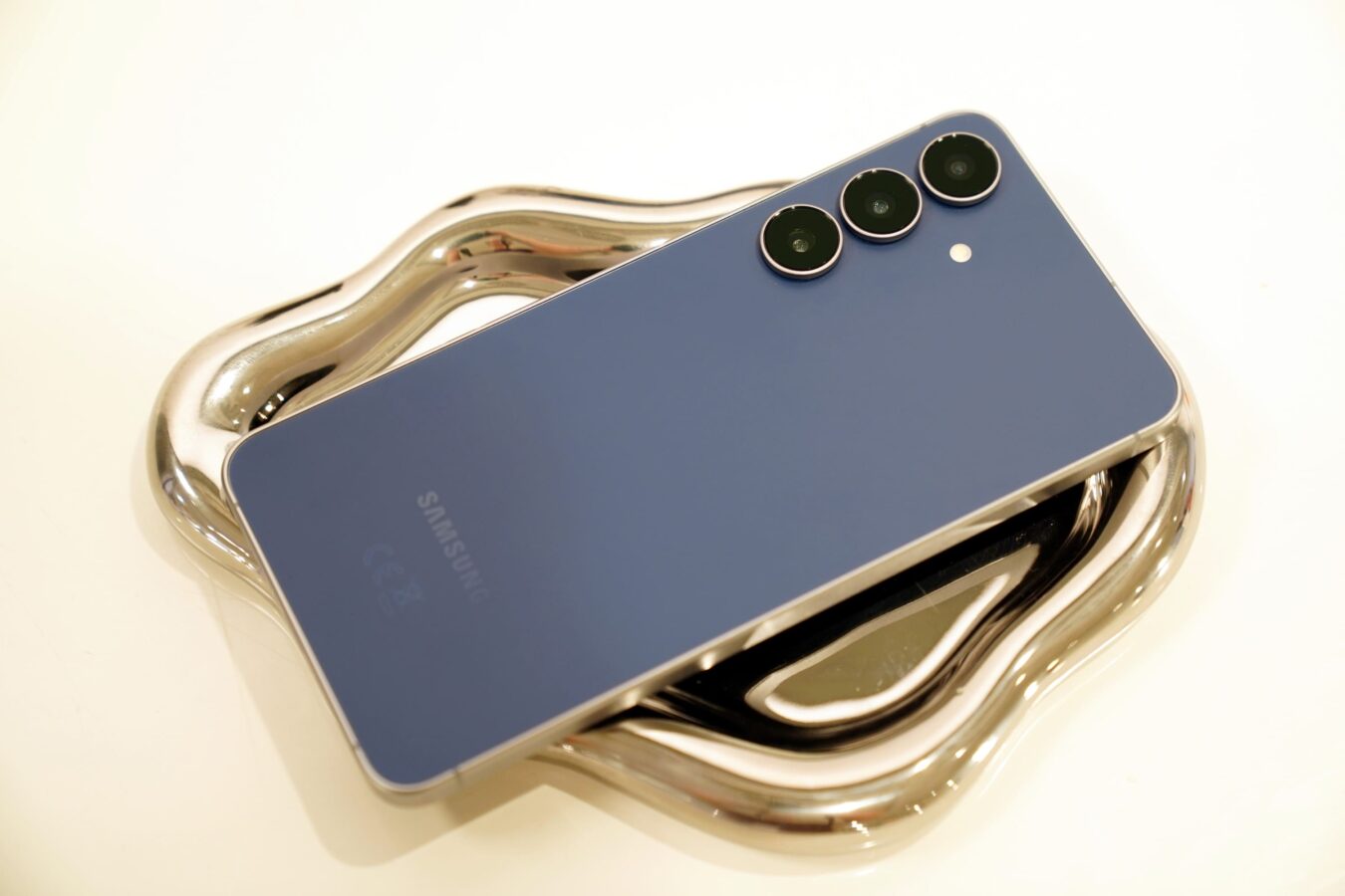 Samsung Galaxy S25 FE