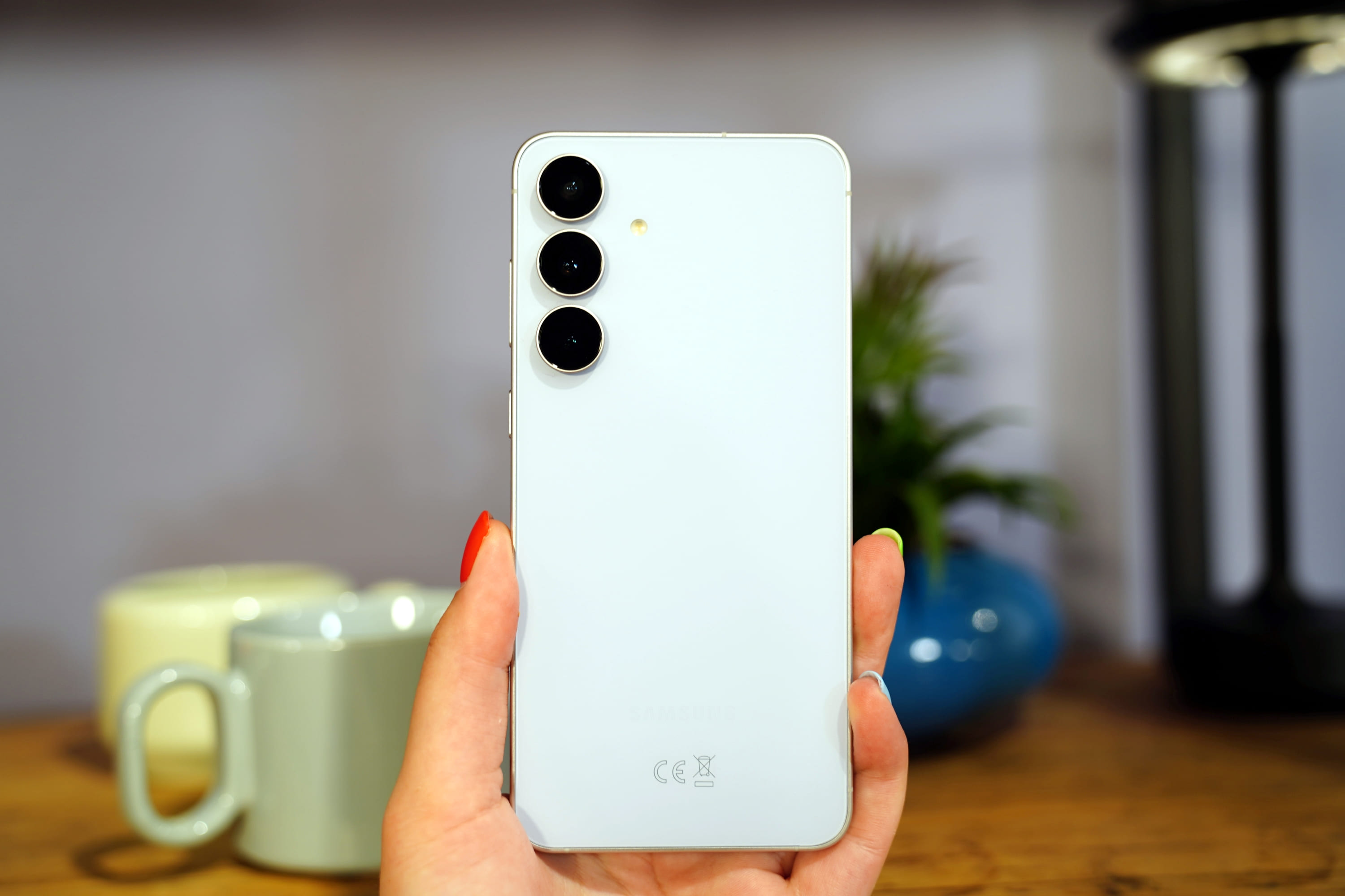 Samsung Galaxy S25 FE