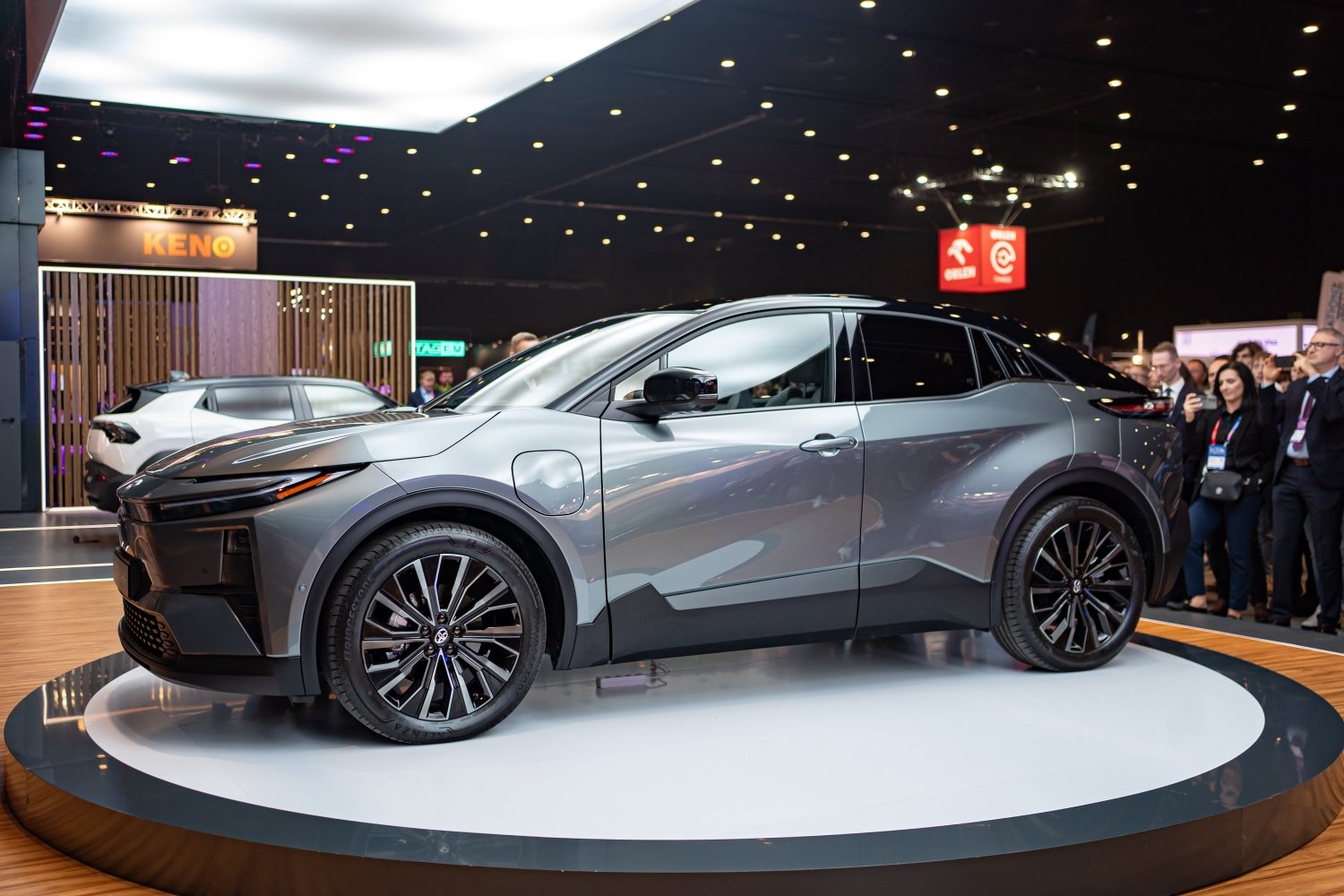 Toyota C-HR+