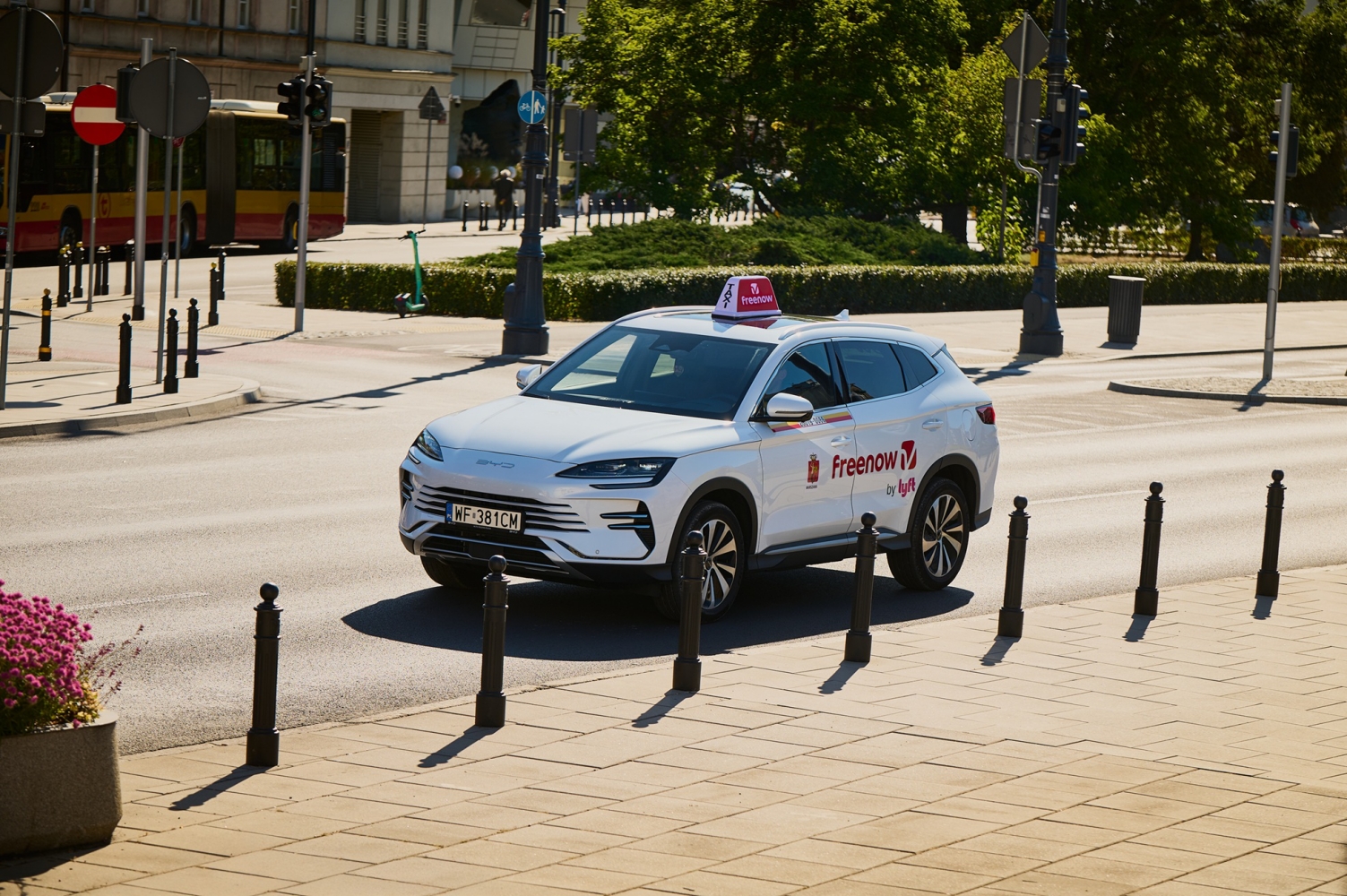 Freenow by Lyft BYD taxi