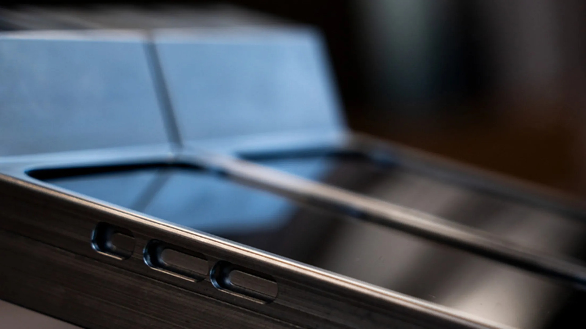 6-Pound Phone Case