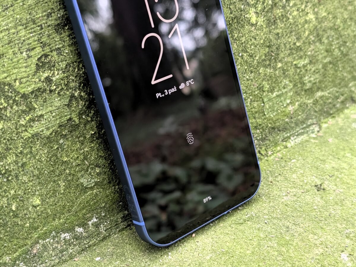 Google Pixel 10 - czytnik linii papilarnych