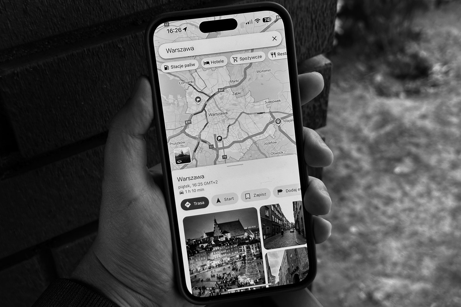 Mapy Google czarno-białe