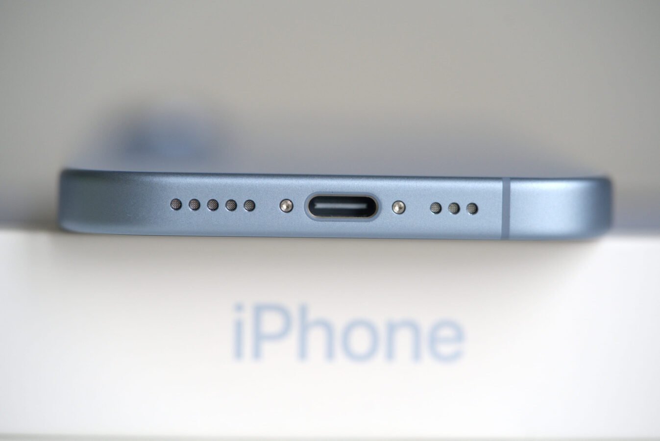 iPhone 17