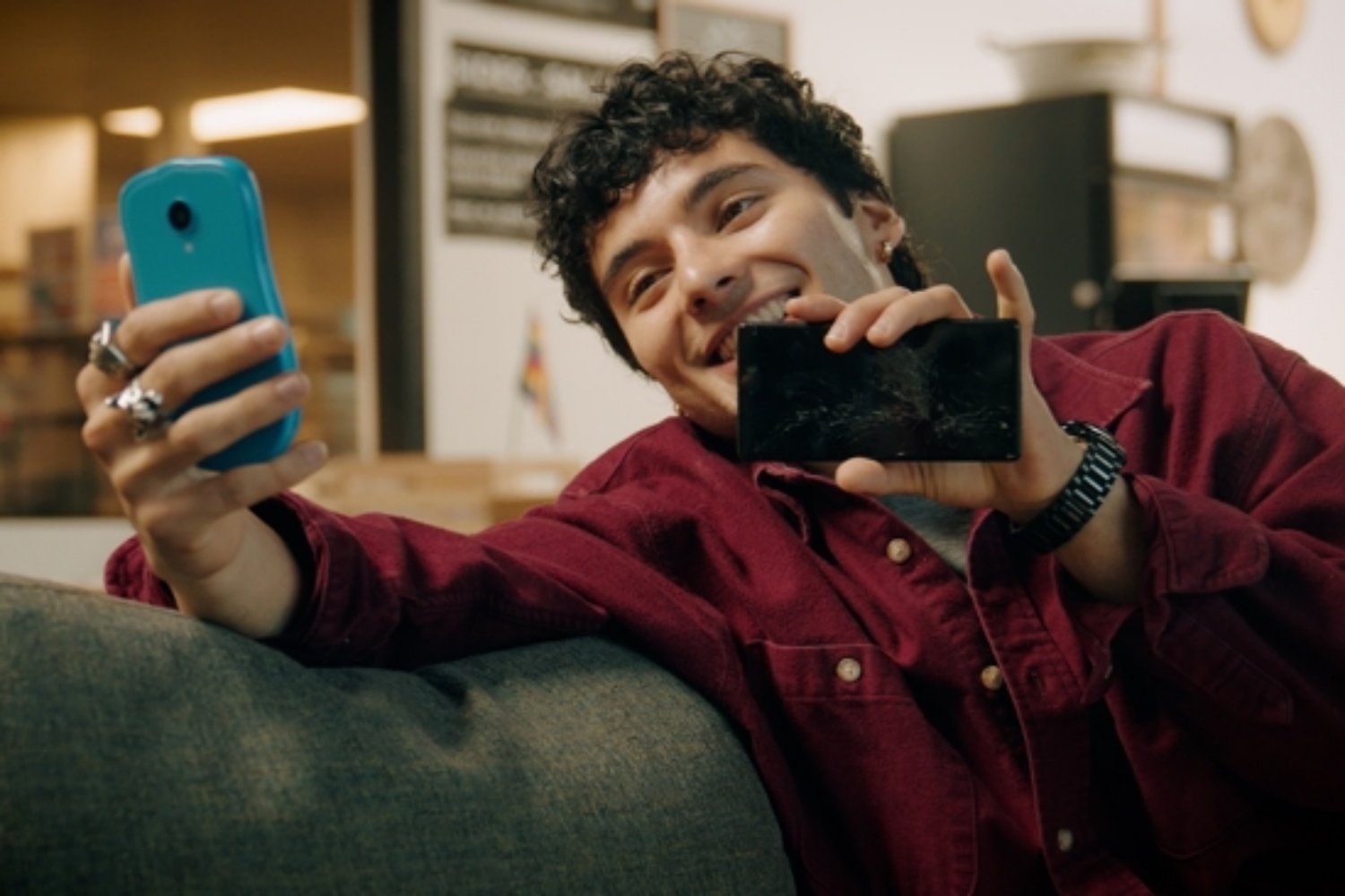 P-Phone zapasowy smartfon