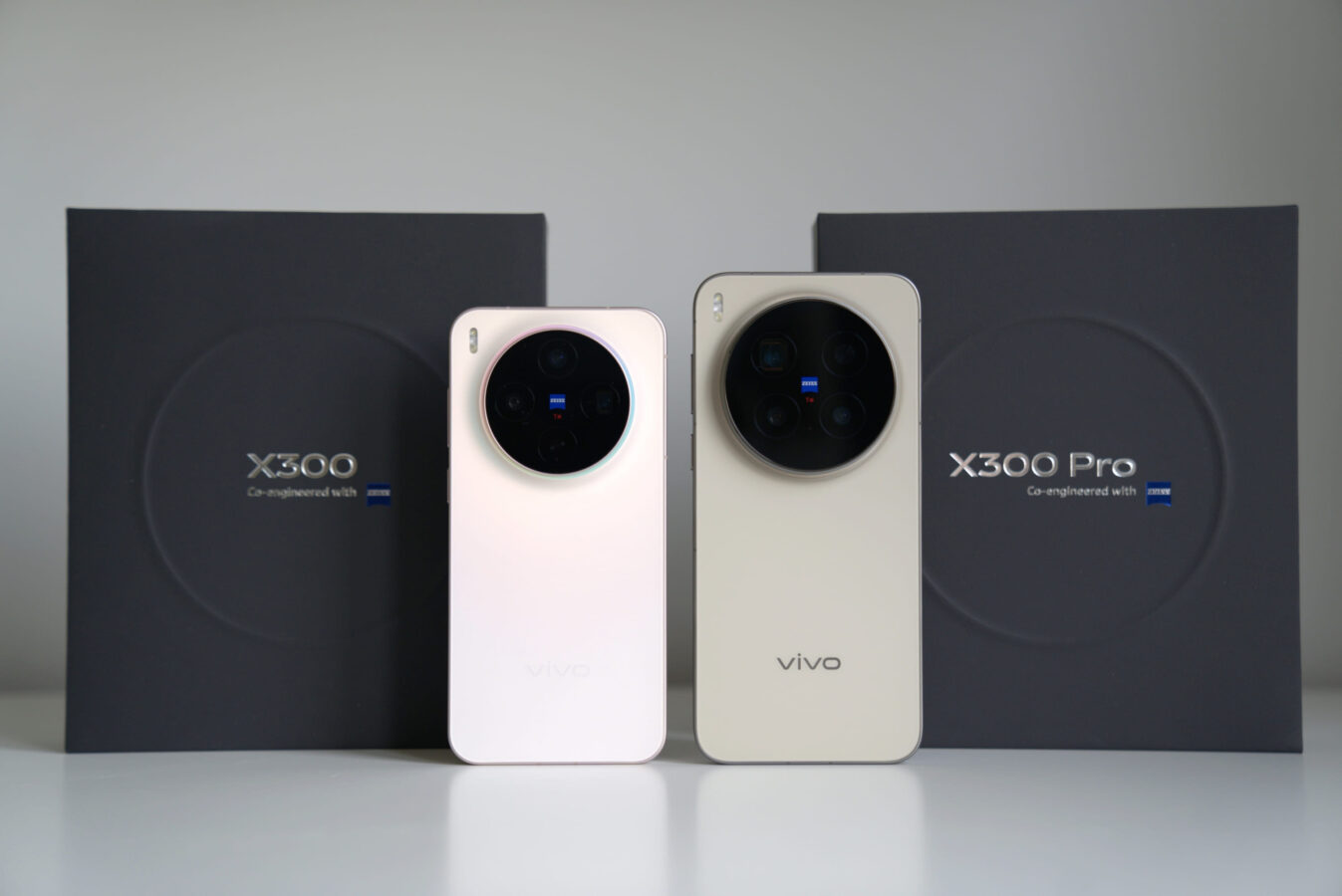 smartfony vivo x300 i vivo x300 pro źródło tabletowo.pl