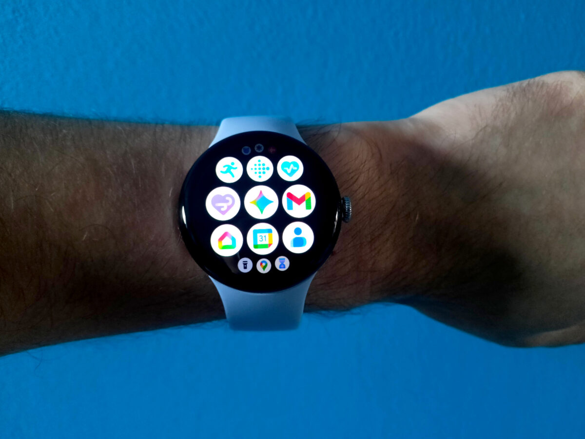 Google Pixel Watch 4 