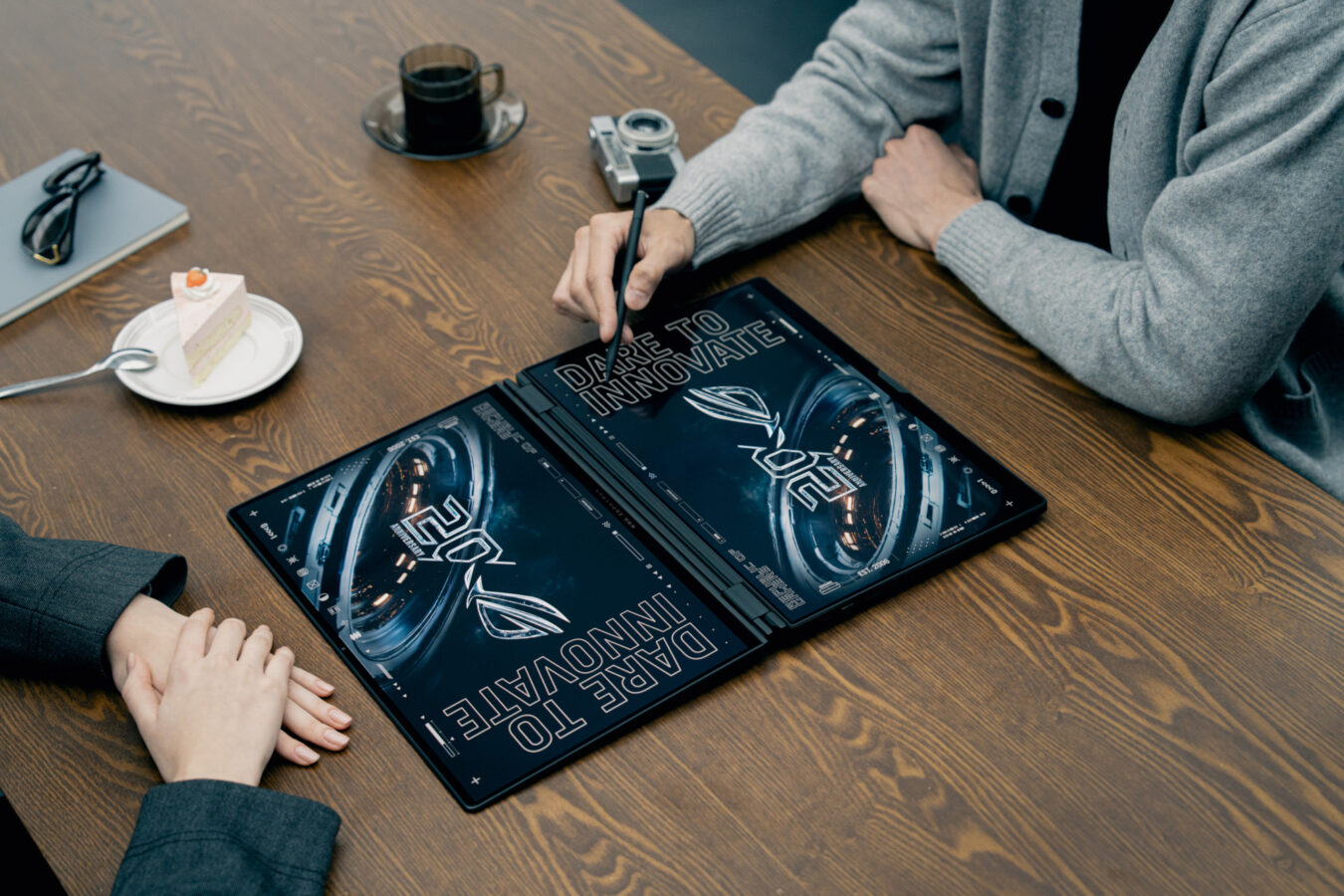 Asus ROG Zephyrus Duo 16