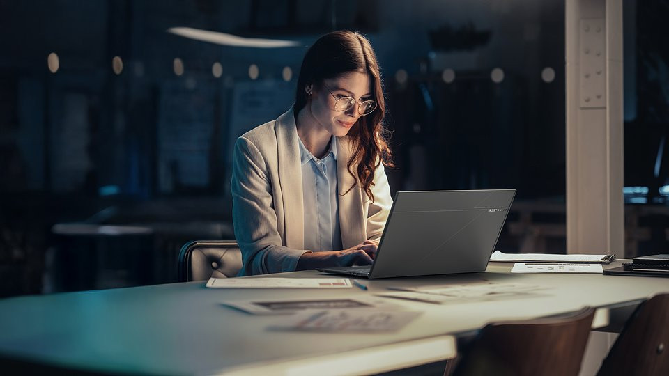 Acer Swift Edge 16 AI