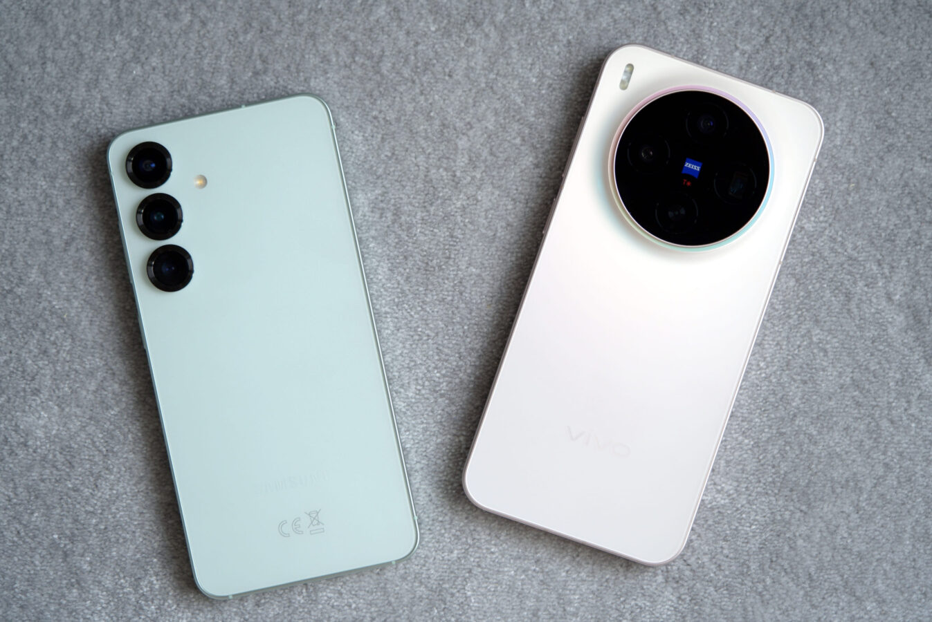 Samsung Galaxy S25 vs Vivo X300