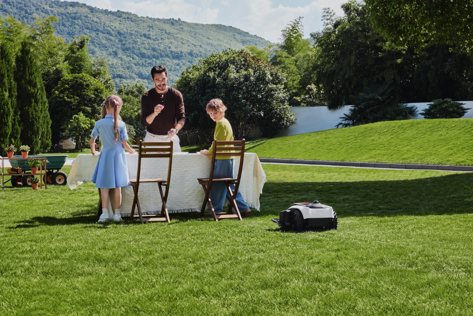 Robot koszący Ecovacs Goat O1200 LiDAR Pro