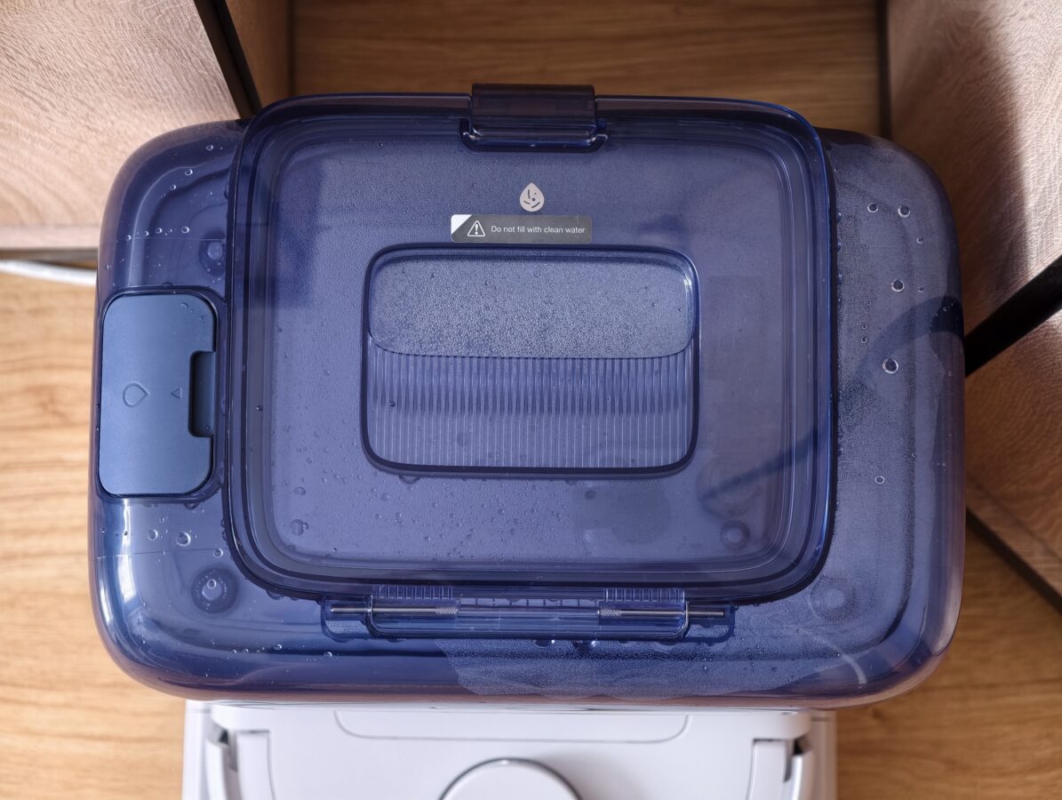 robot Ecovacs Deebot Mini 