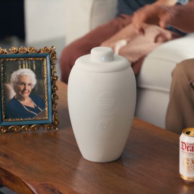 muzyczna urna Spotify, Liquid Death