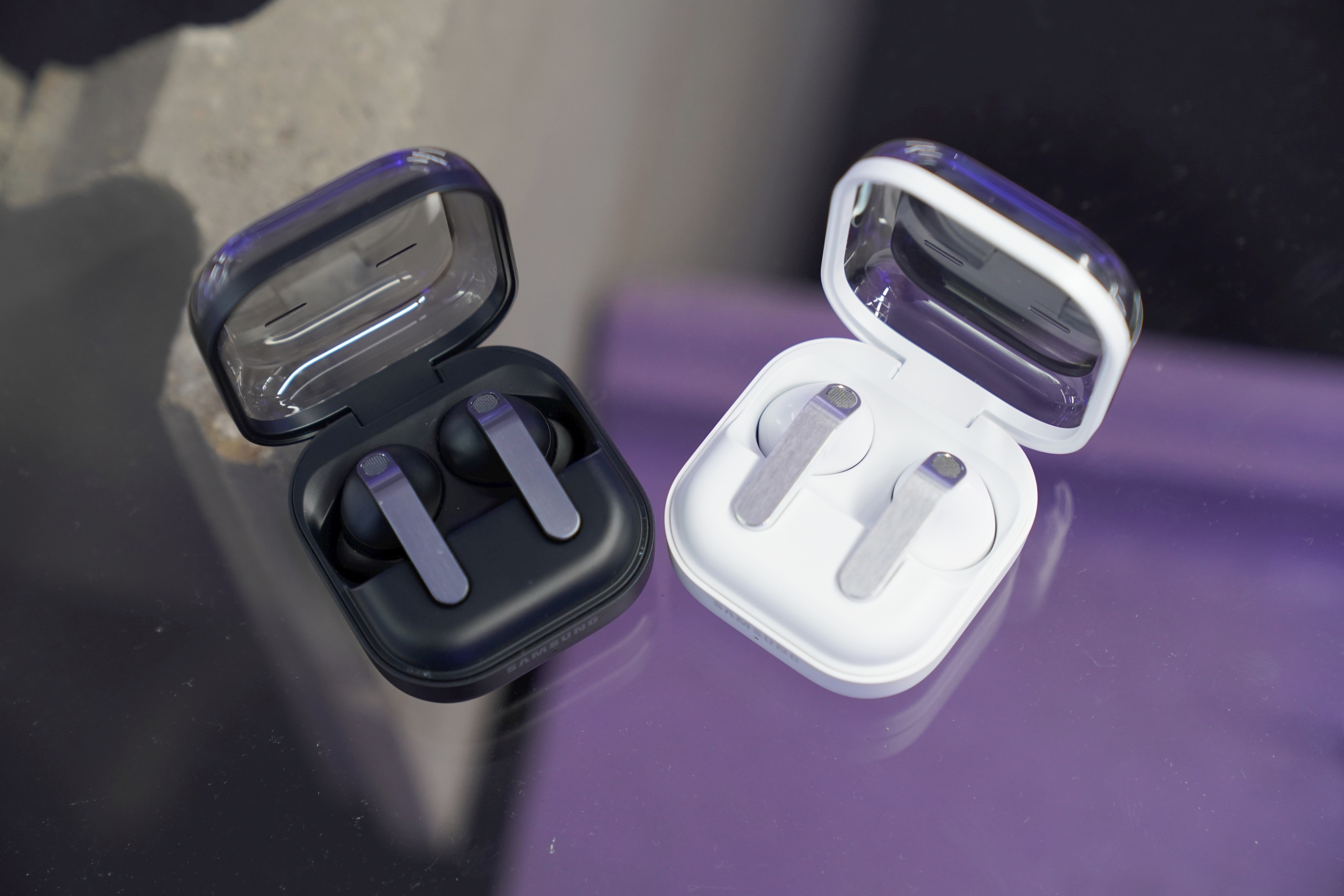 Samsung Galaxy Buds 4 Galaxy Buds 4 Pro