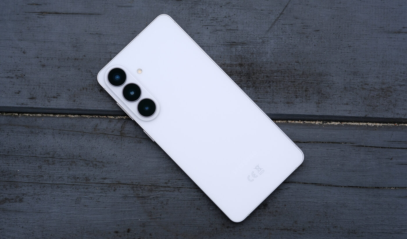 Samsung Galaxy S26+ recenzja Tabletowo