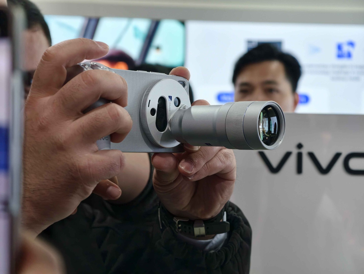 Smartfon fotograficzny Vivo X300 Ultra na MWC 2026