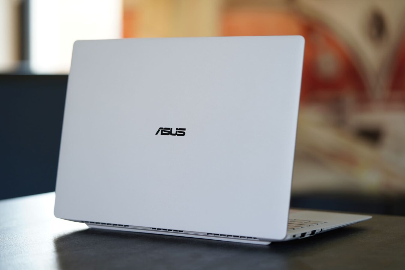 ASUS ExpertBook Ultra