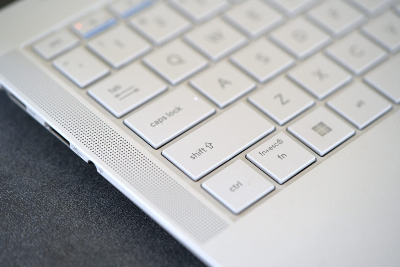 ASUS ExpertBook Ultra