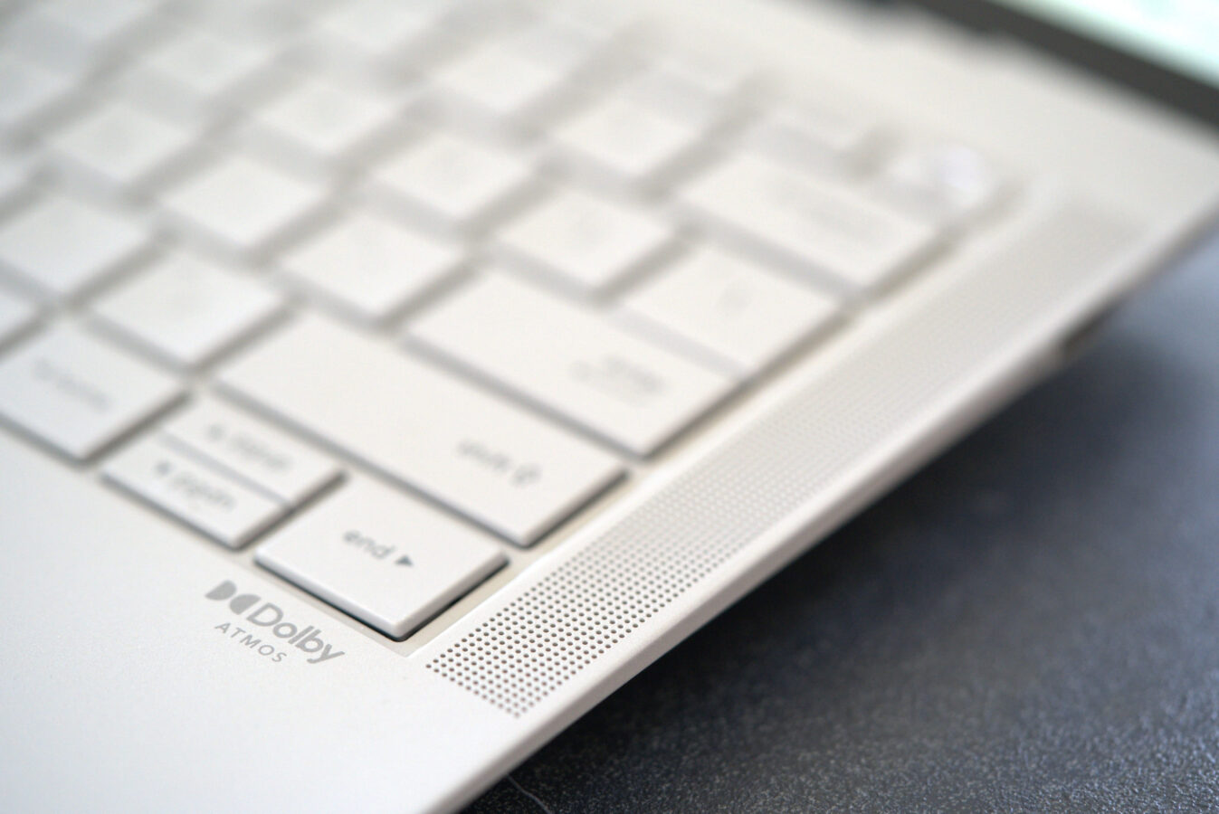 ASUS ExpertBook Ultra