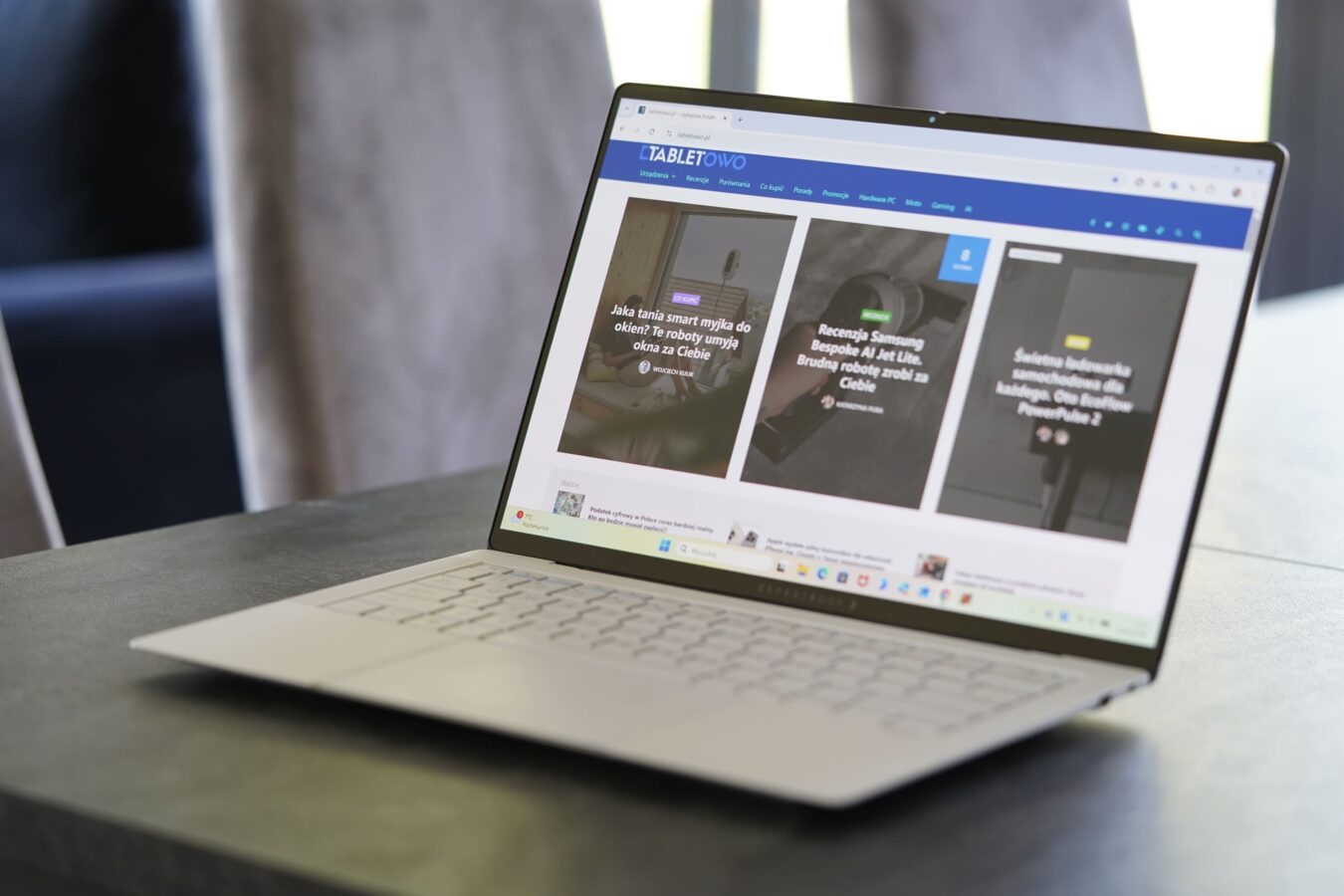 ASUS ExpertBook Ultra