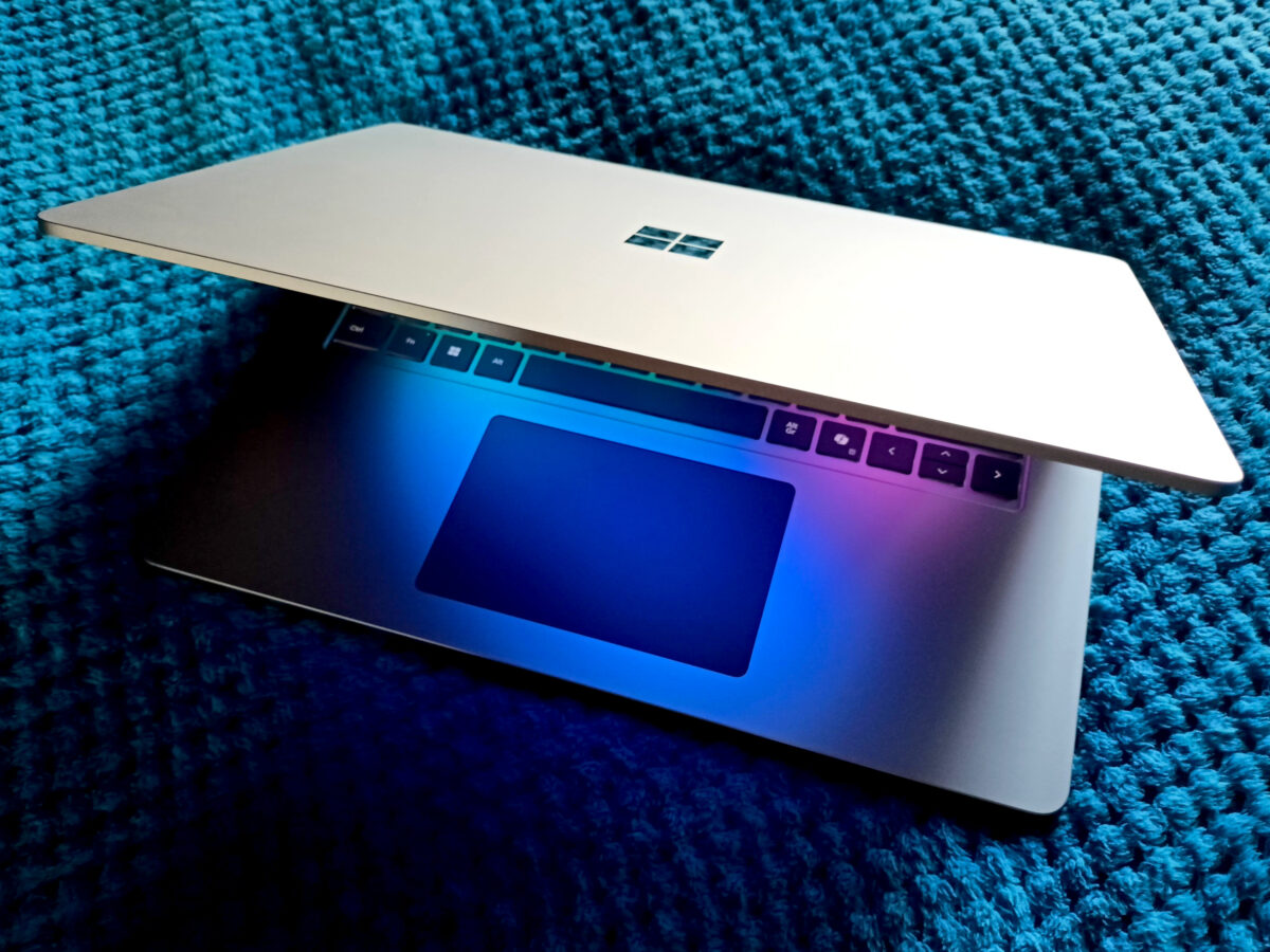 Microsoft reverses course: says 8 GB RAM is enough for Windows 11