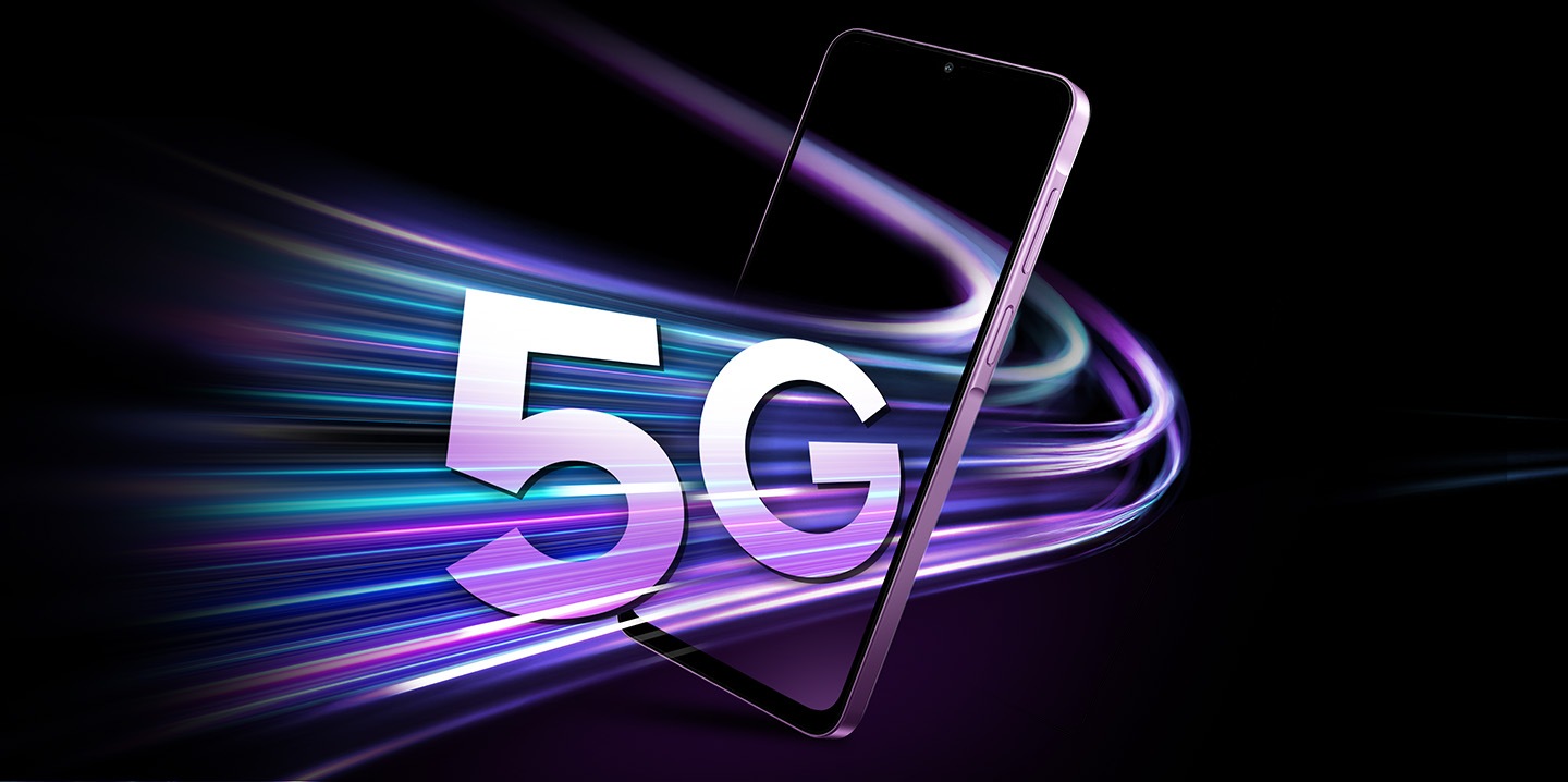 logo 5g; w tle smartfon samsung galaxy m17e 5g