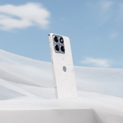 smartfon motorola edge 70 z kryształkami swarovski