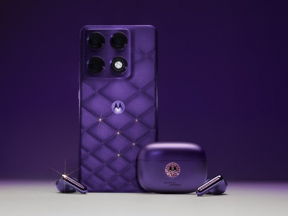 Motorola Signature Moto Buds 2 Plus Brilliant Collection