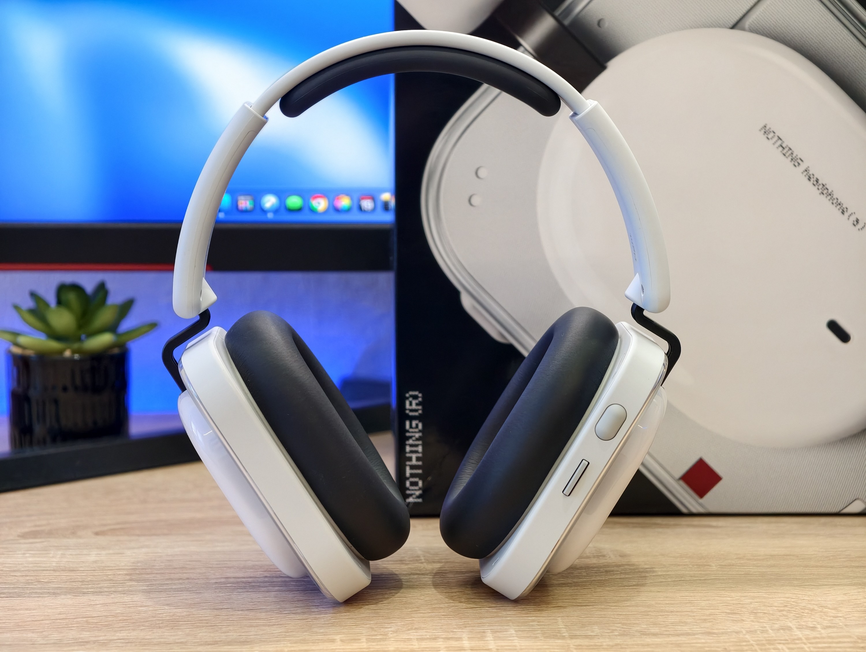 Nothing Headphone (a)