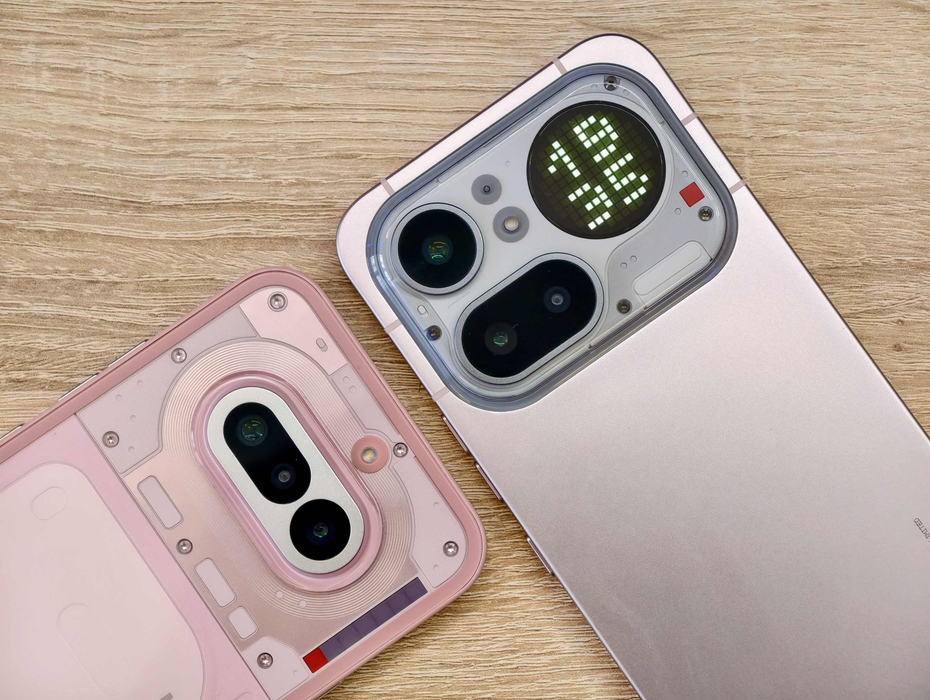 Nothing Phone (4a) i (4a) Pro