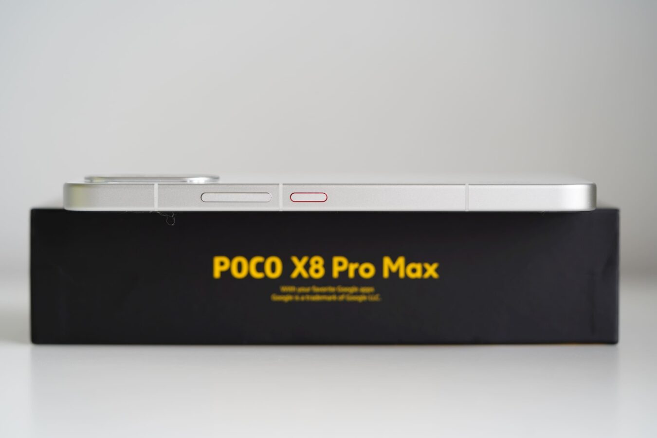 Poco X8 Pro Max