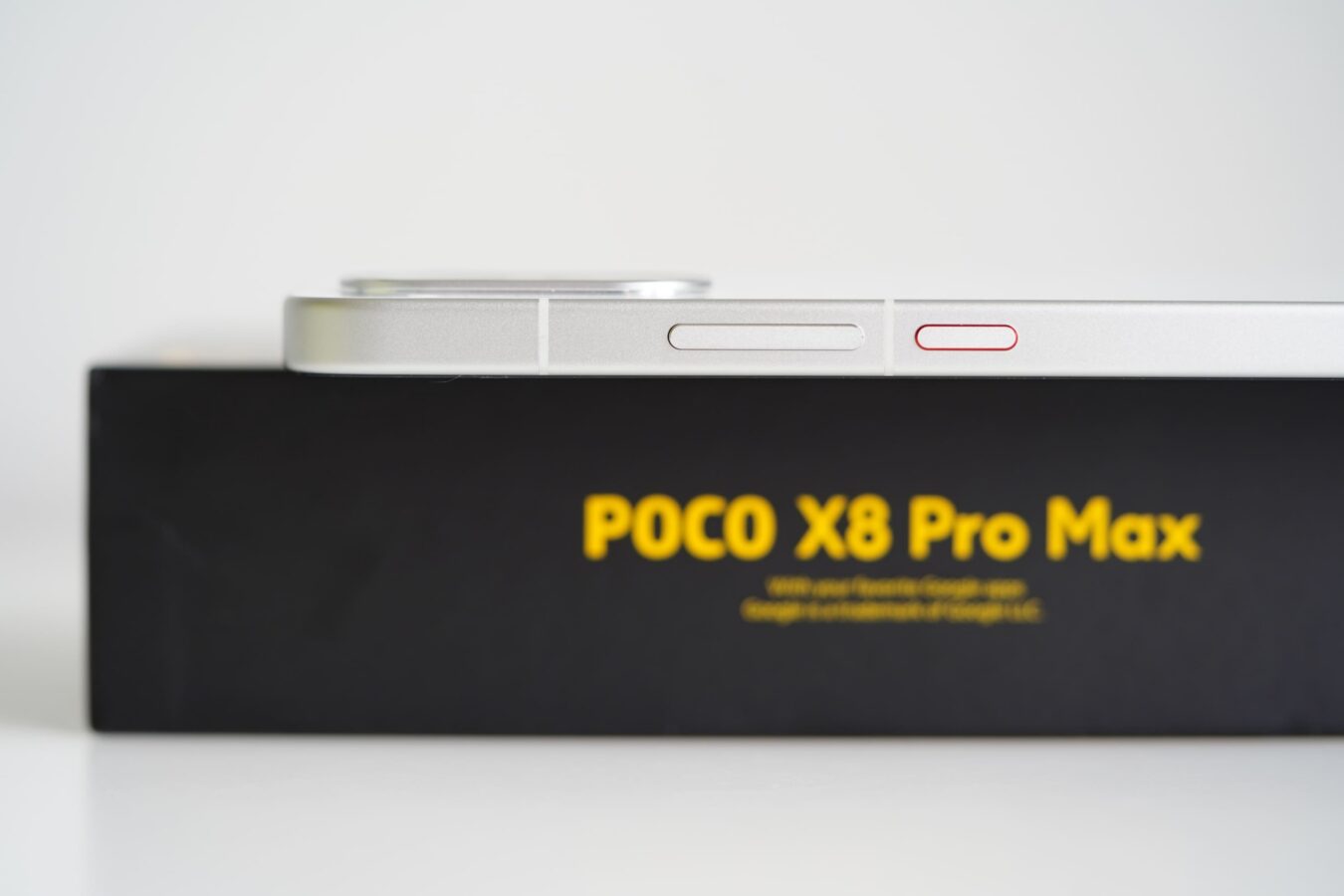 Poco X8 Pro Max