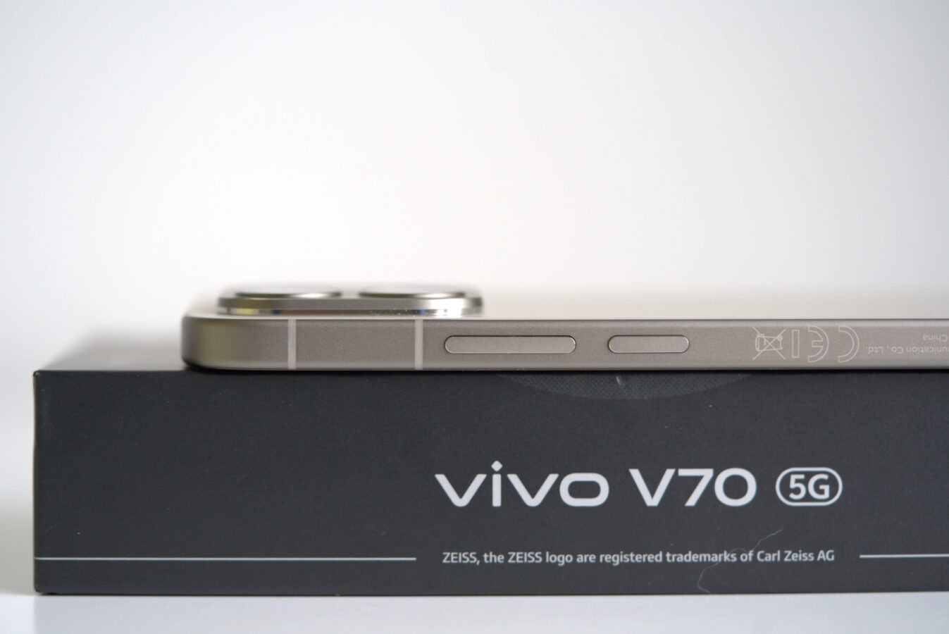 vivo v70