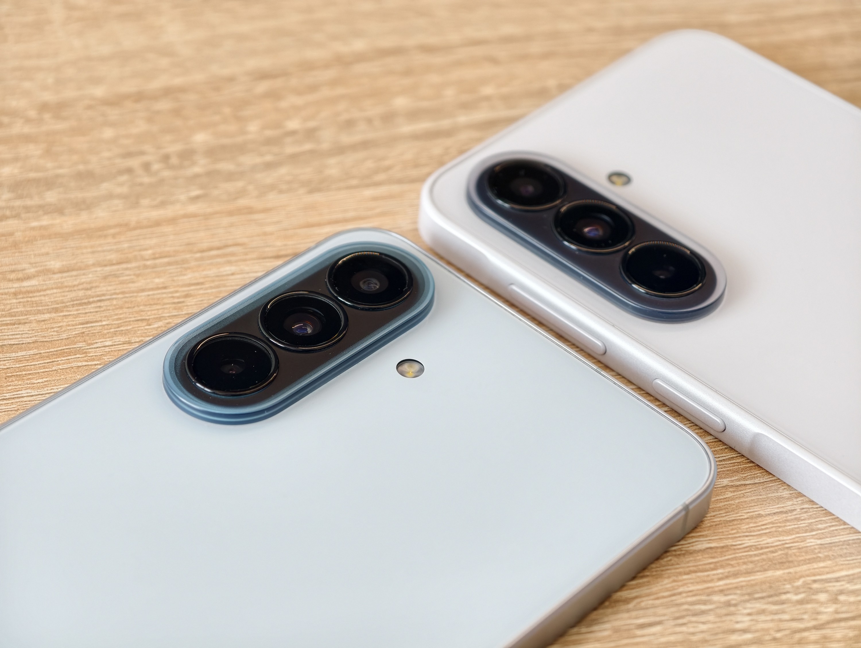 Samsung Galaxy A57 i Galaxy A37