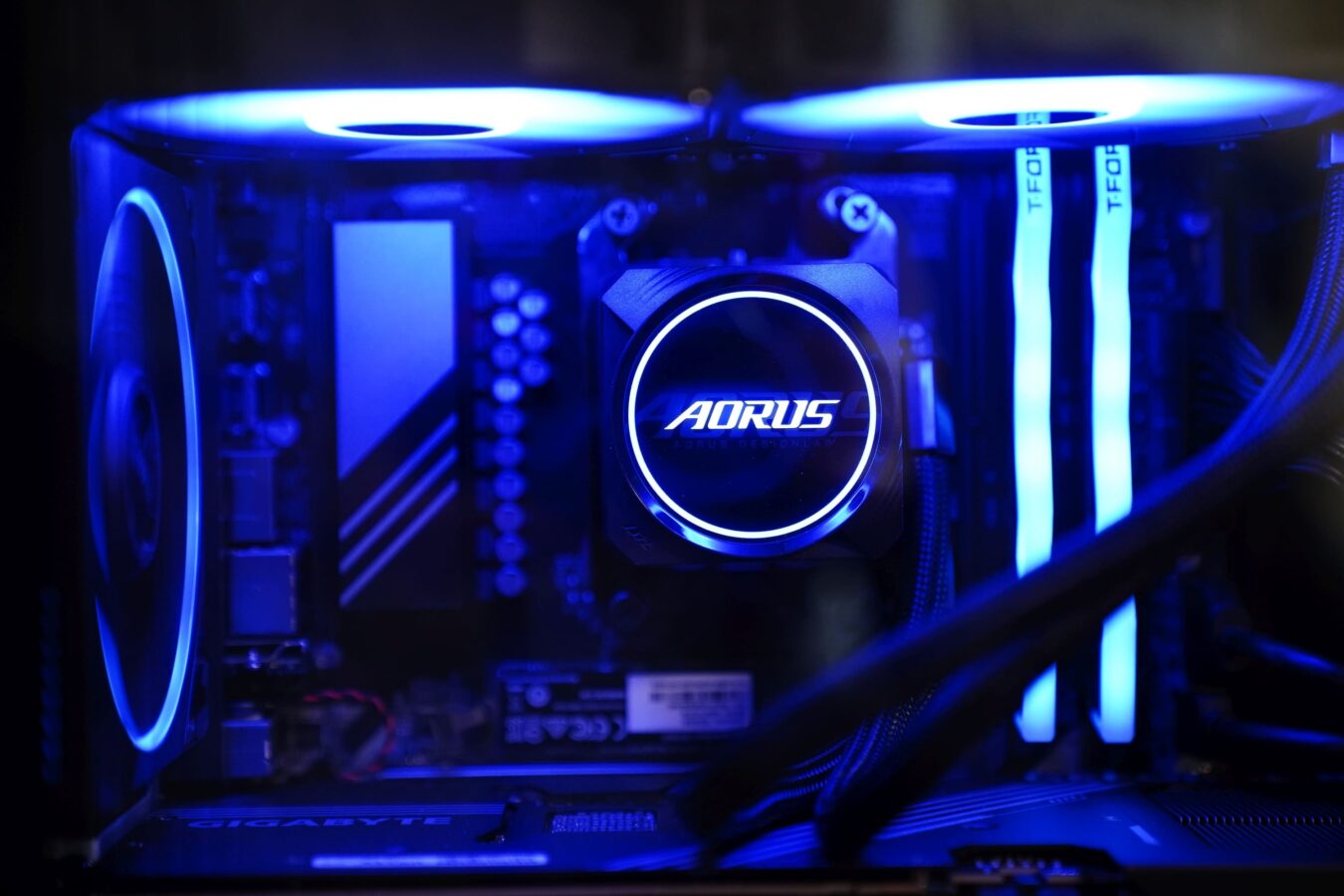 Gigabyte AORUS PRIME 5
