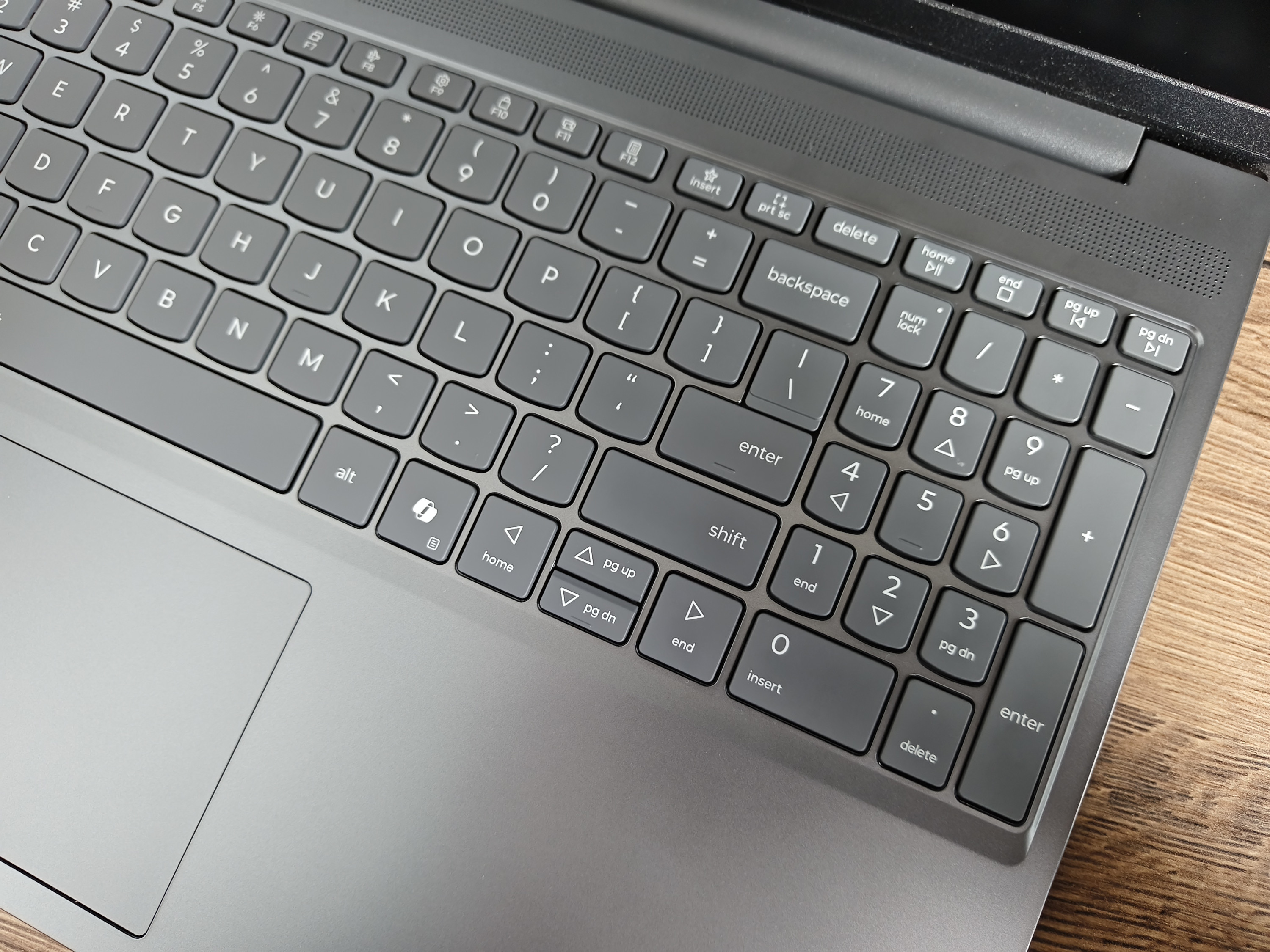 Lenovo IdeaPad Slim 3