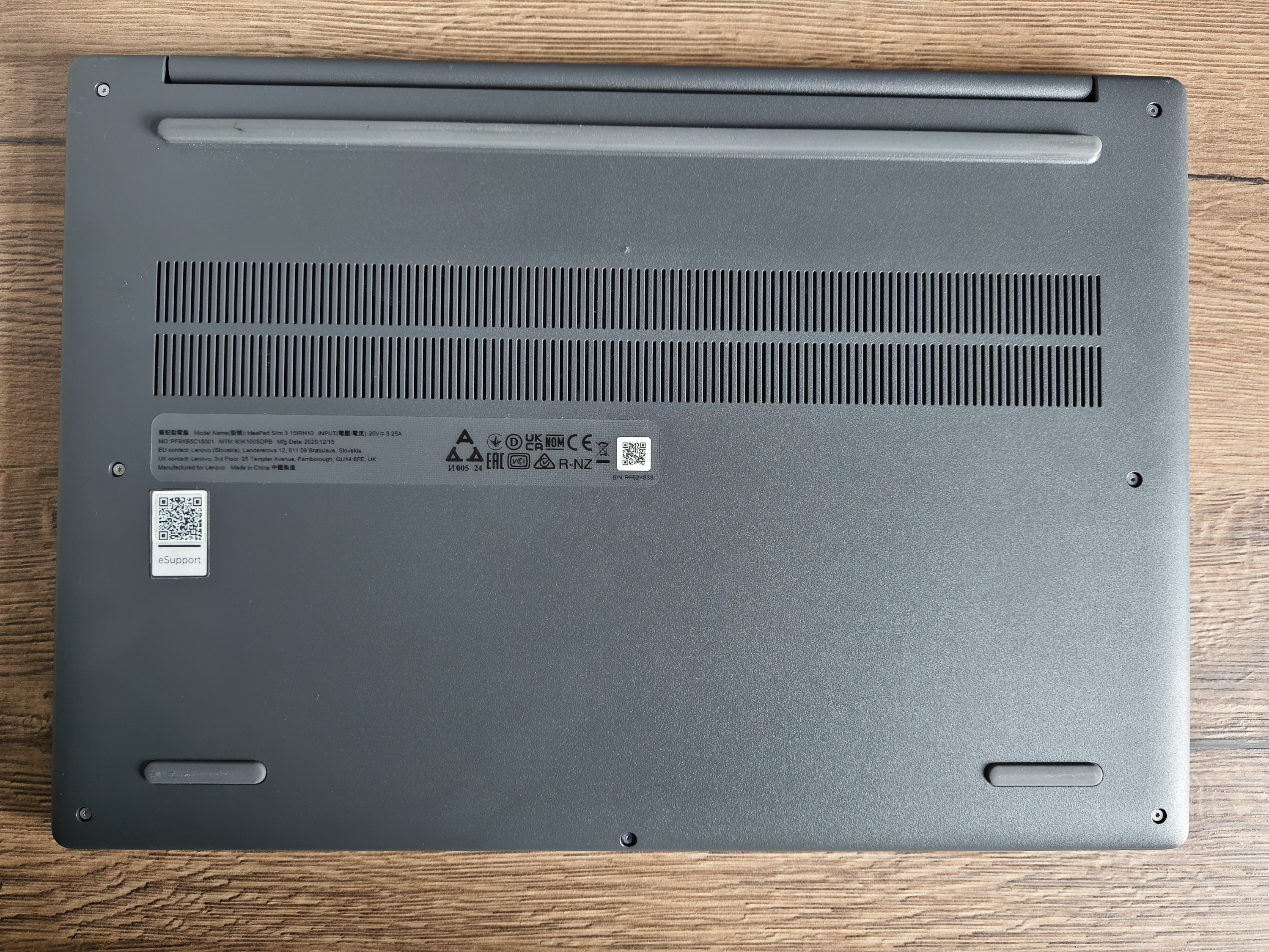 Lenovo IdeaPad Slim 3