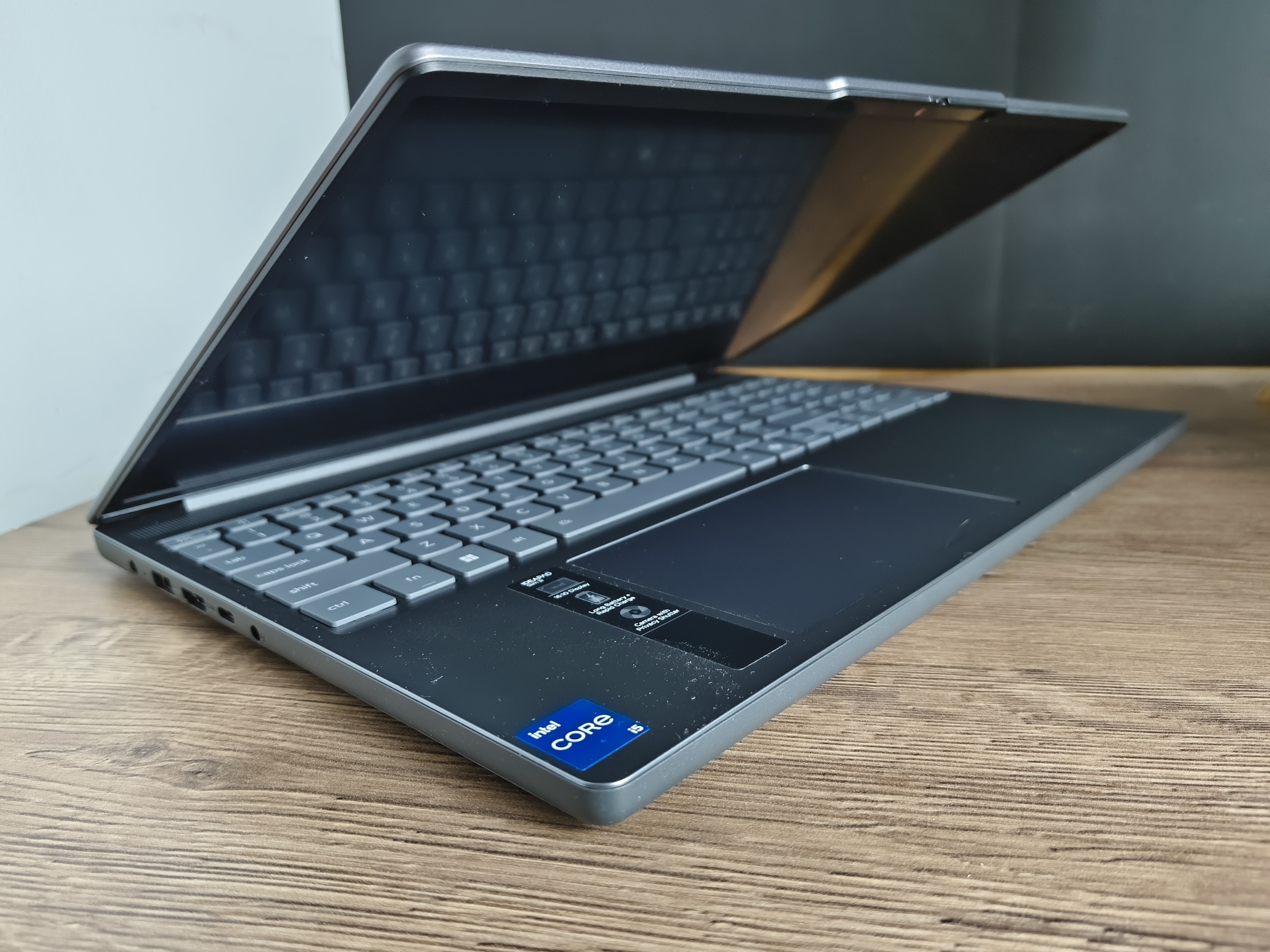 Lenovo IdeaPad Slim 3