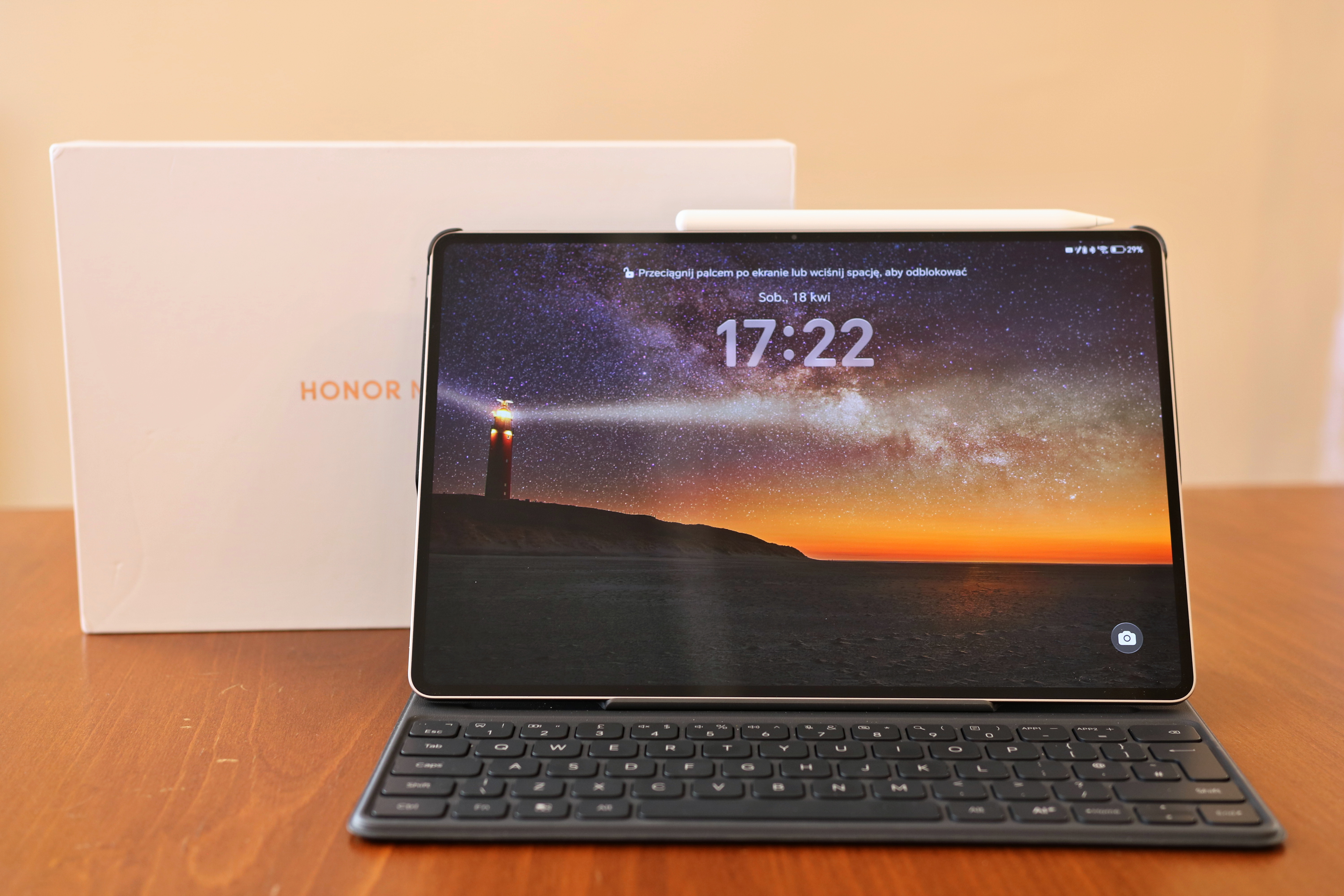 tablet Honor MagicPad 4